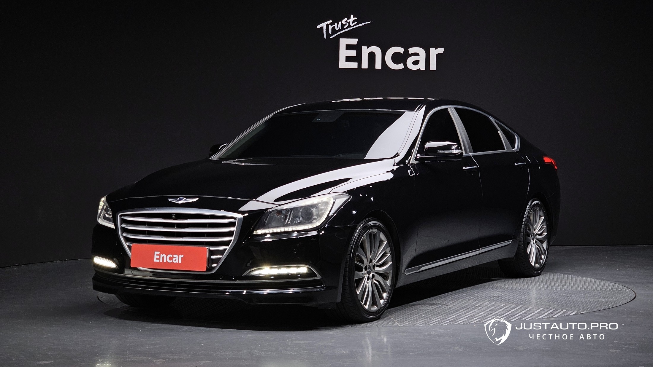 Автомобиль Hyundai Genesis