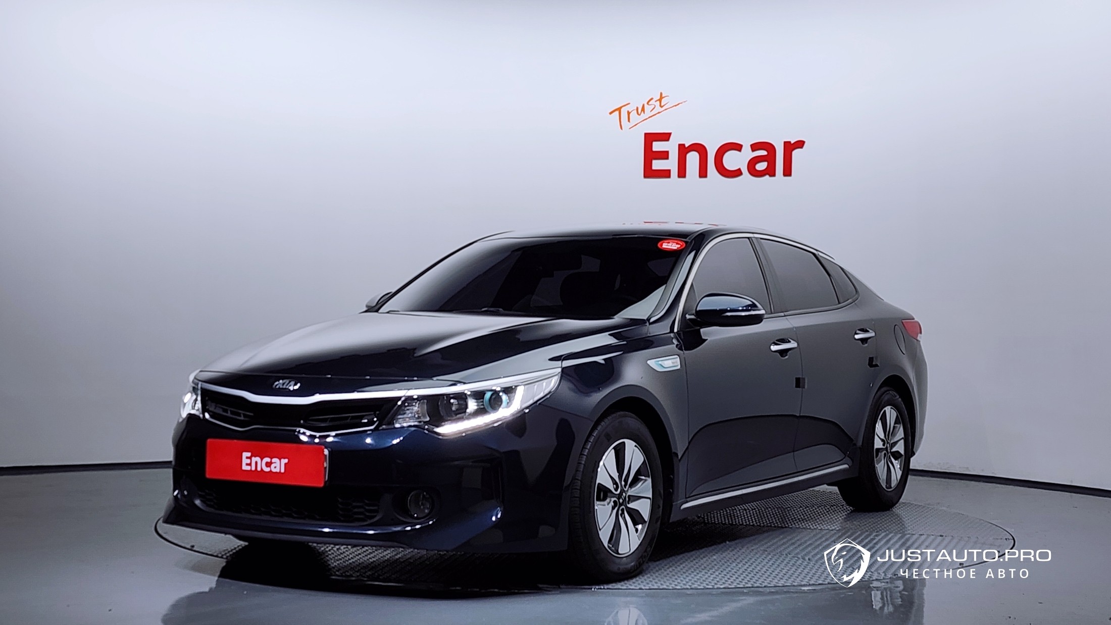 Автомобиль Kia K5