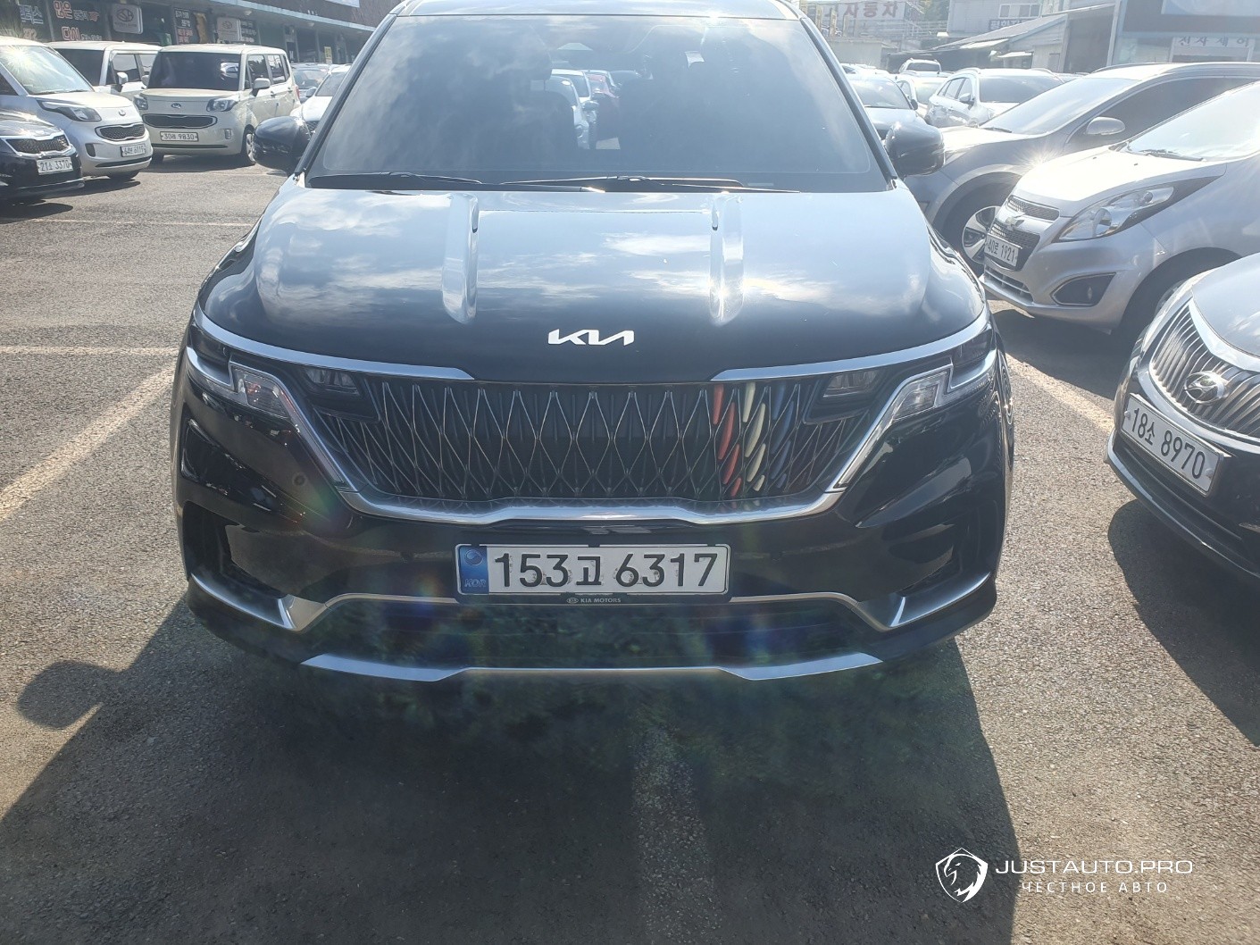 Автомобиль Kia Canival