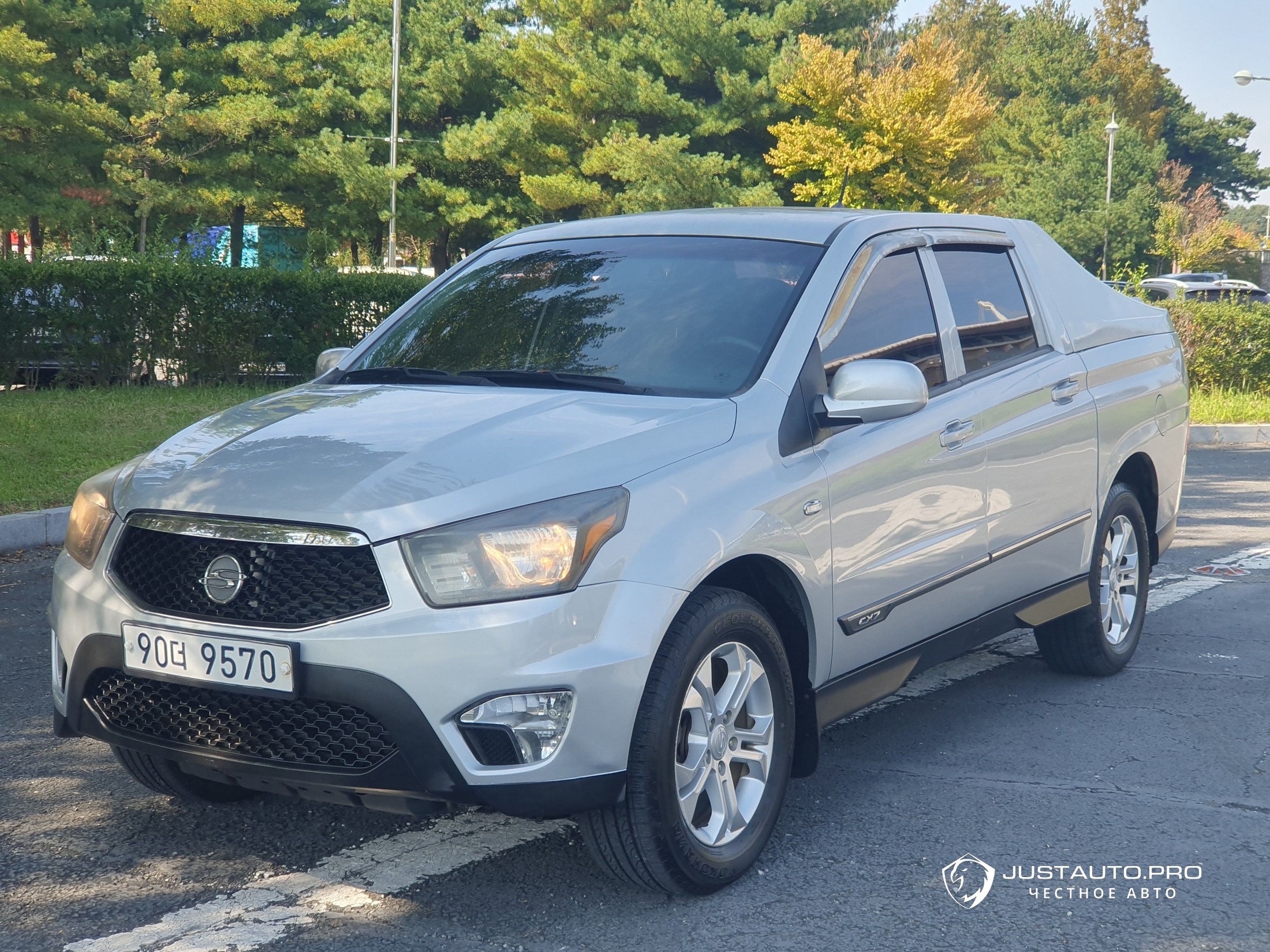 Автомобиль KG_Mobility_Ssangyong KORANDO