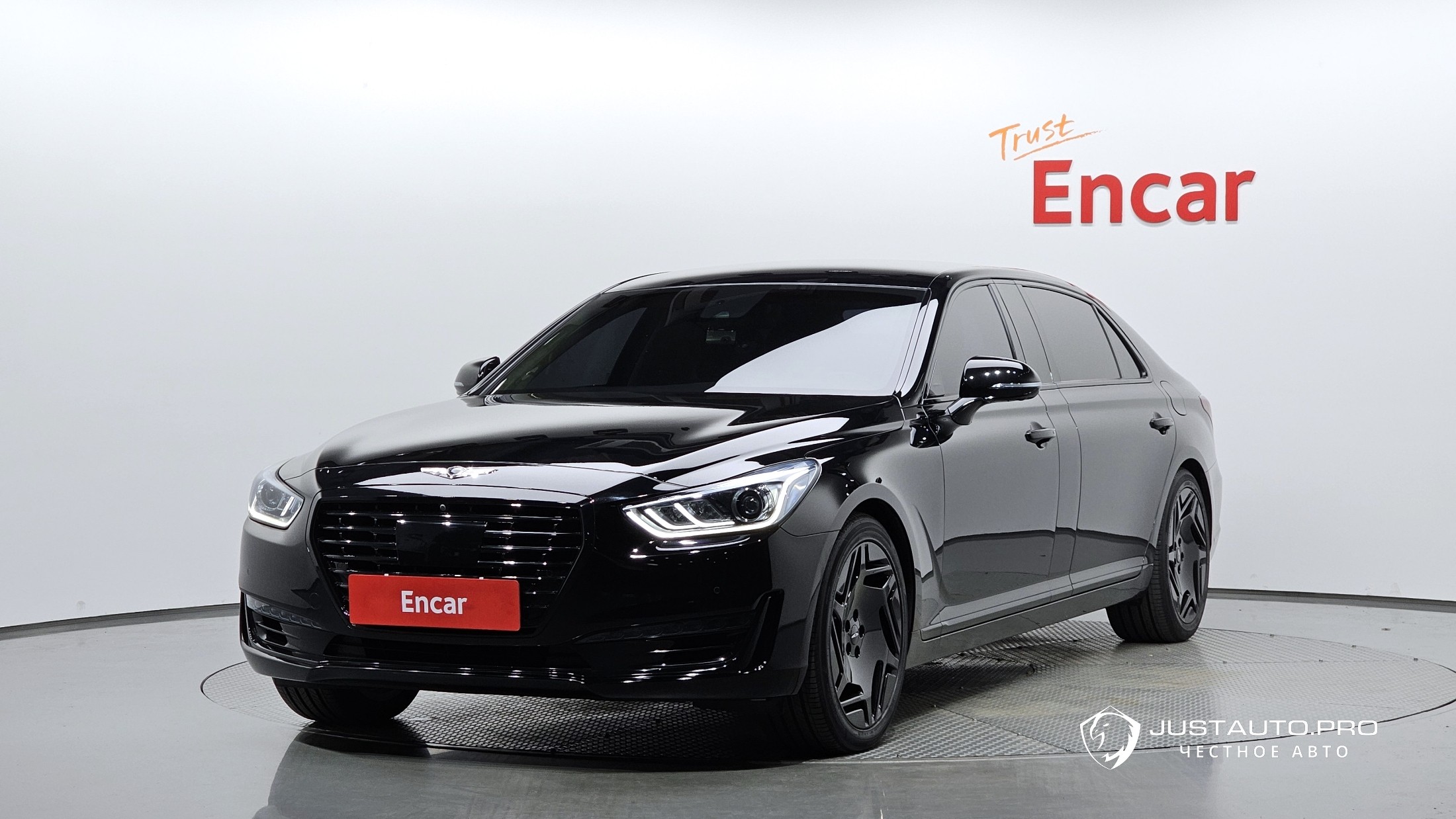 Автомобиль Genesis EQ900