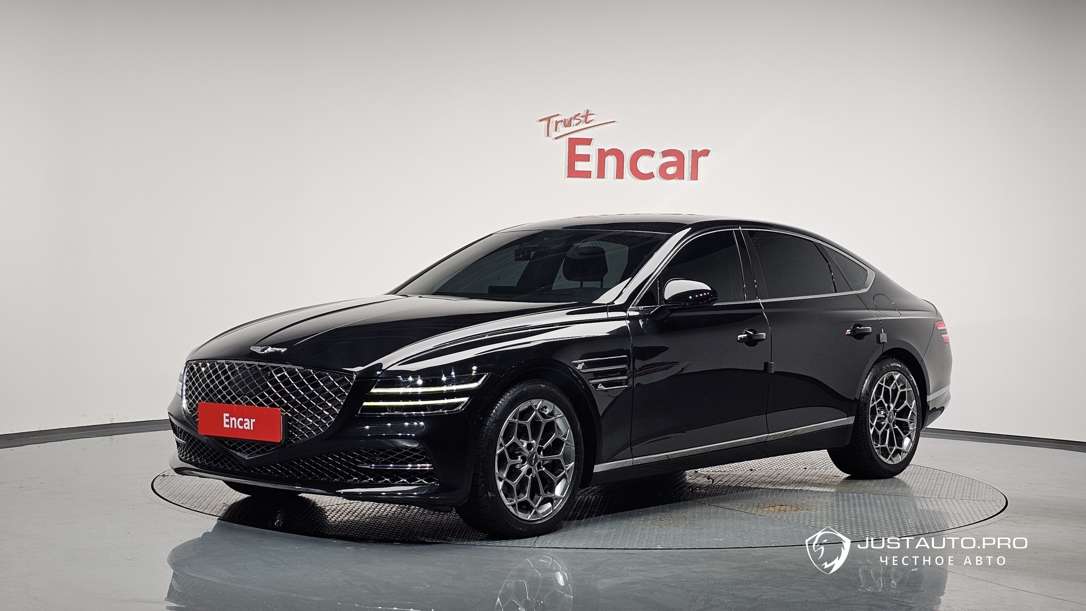 Автомобиль Genesis G80