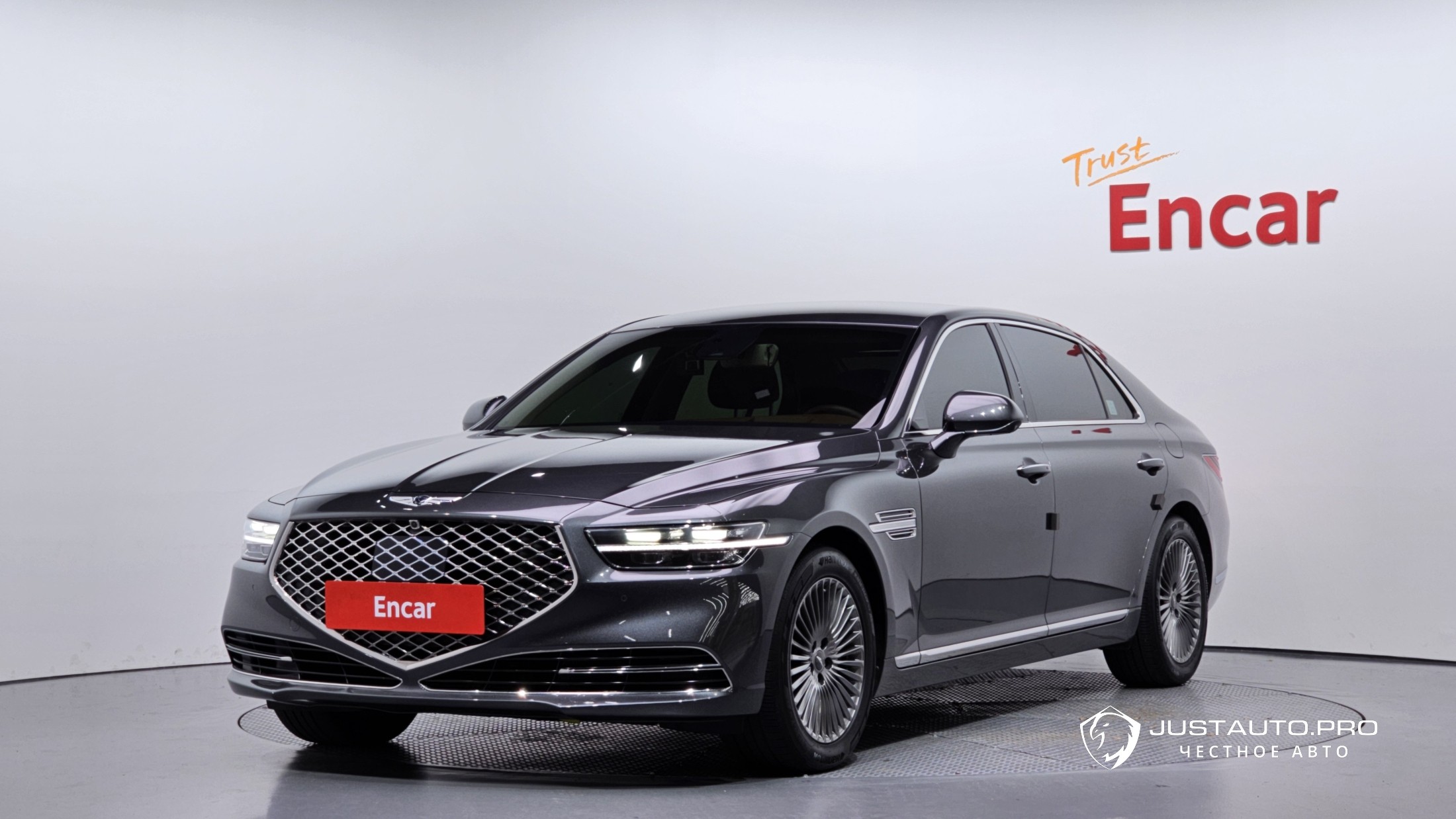 Автомобиль Genesis G90