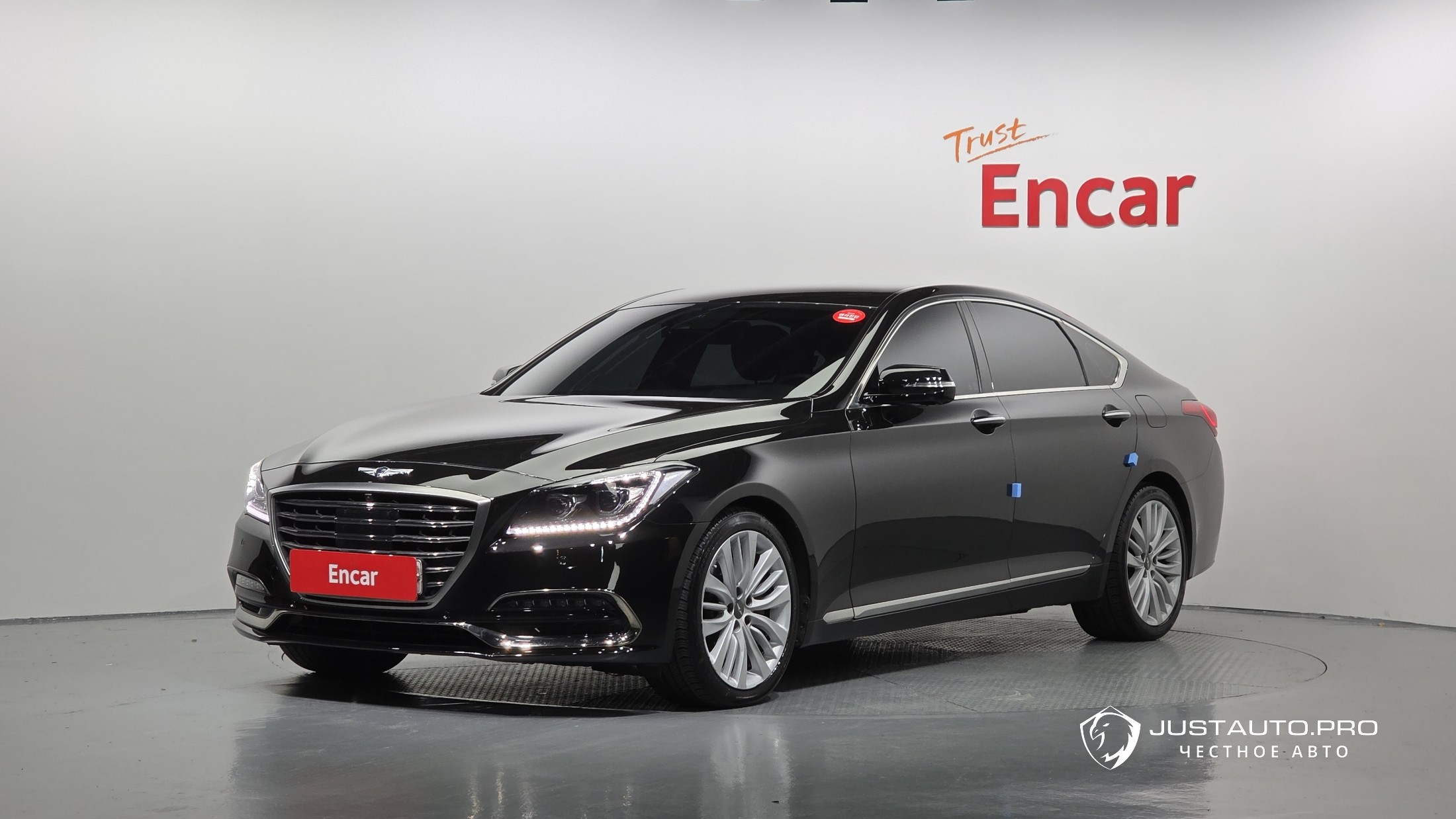 Автомобиль Genesis G80