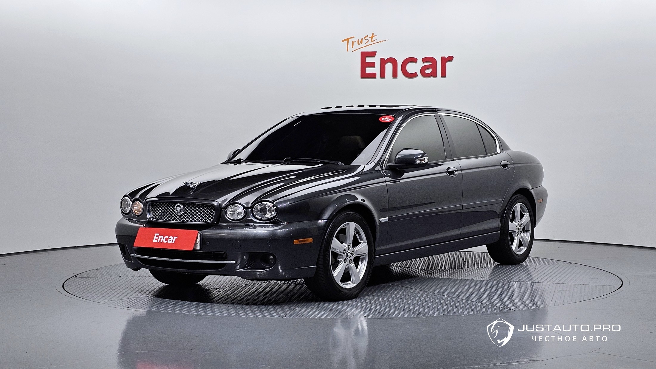 Автомобиль Jaguar X-TYPE