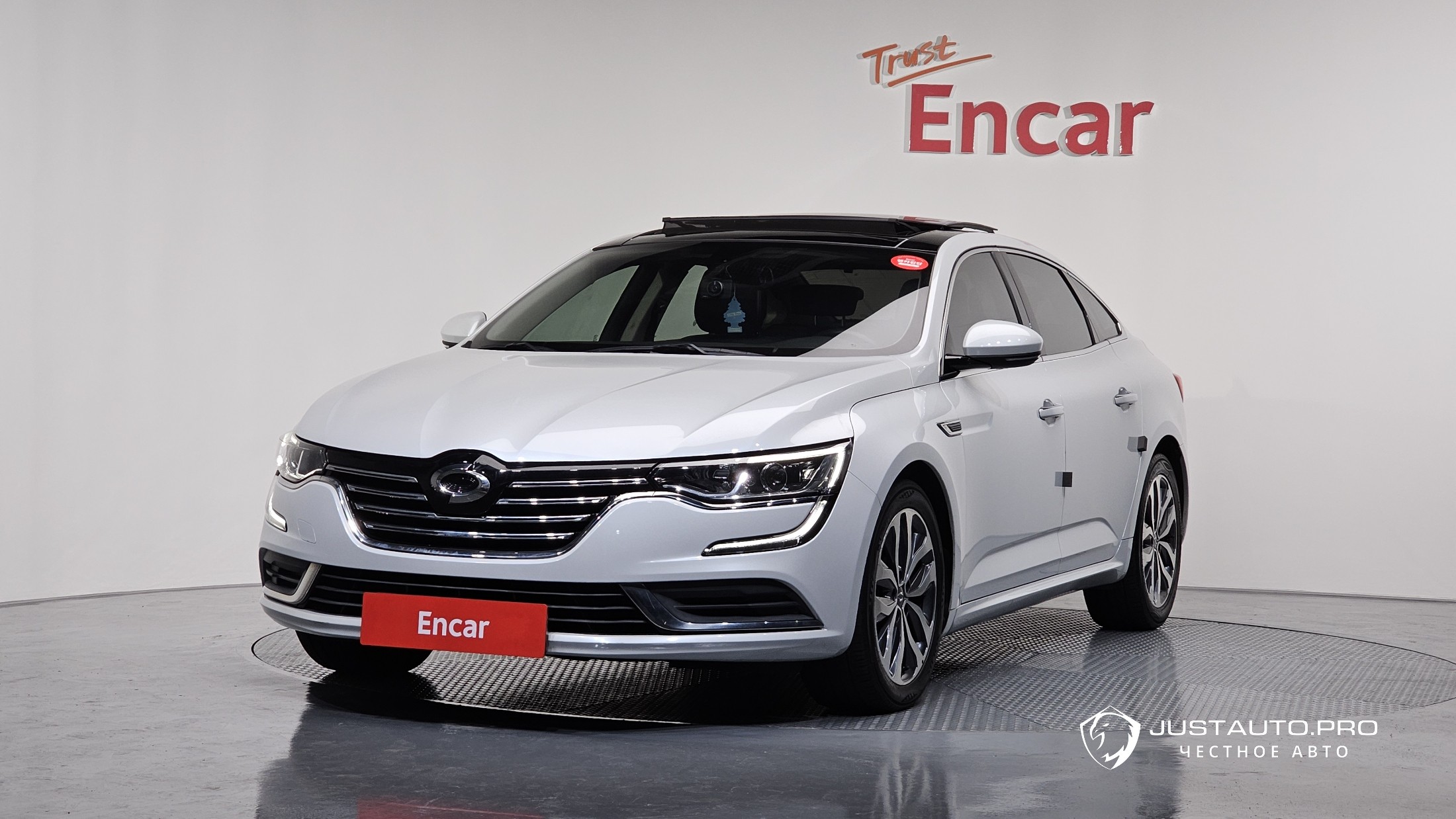 Автомобиль Renault-KoreaSamsung SM6