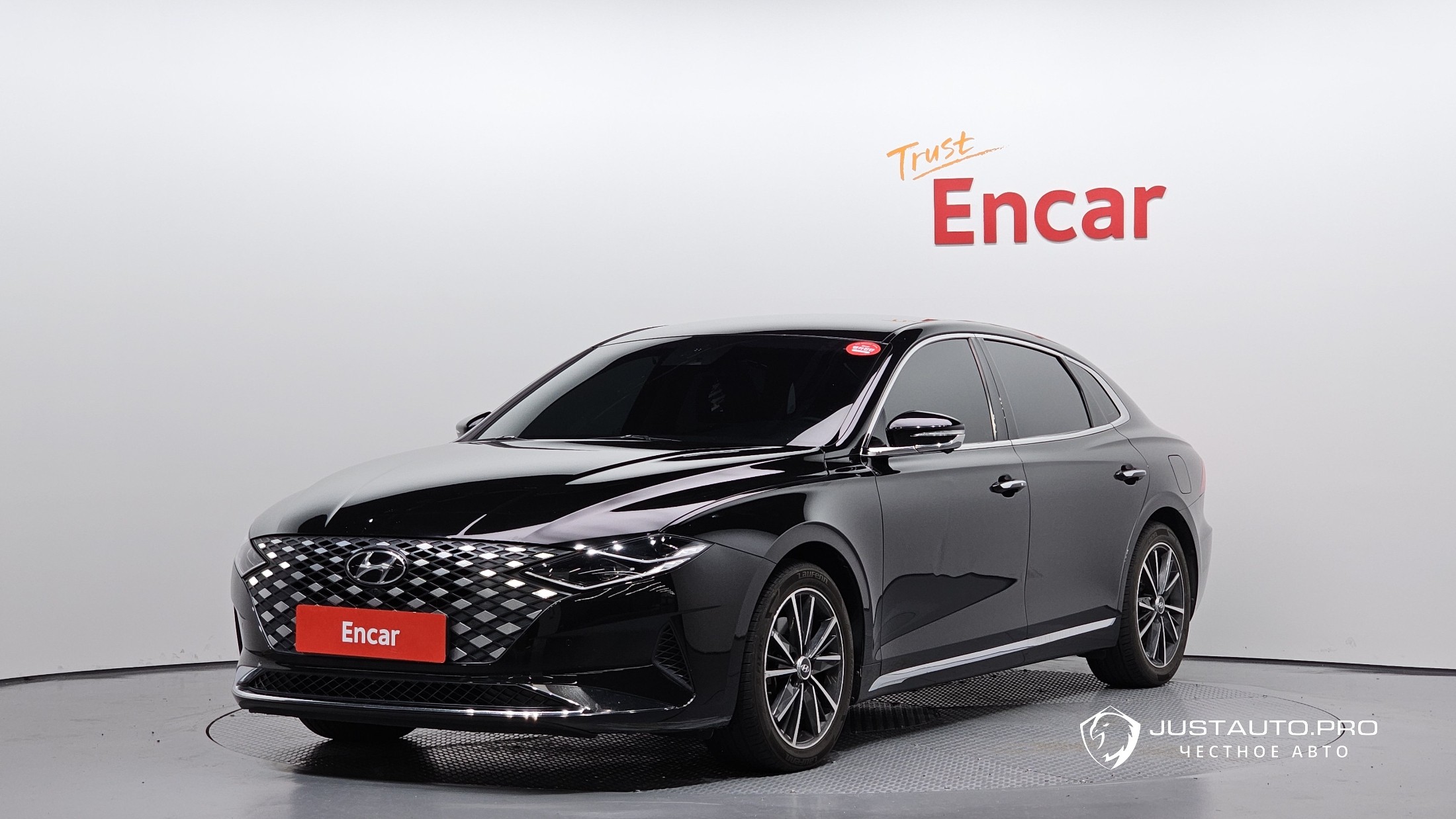 Автомобиль Hyundai Grandeur