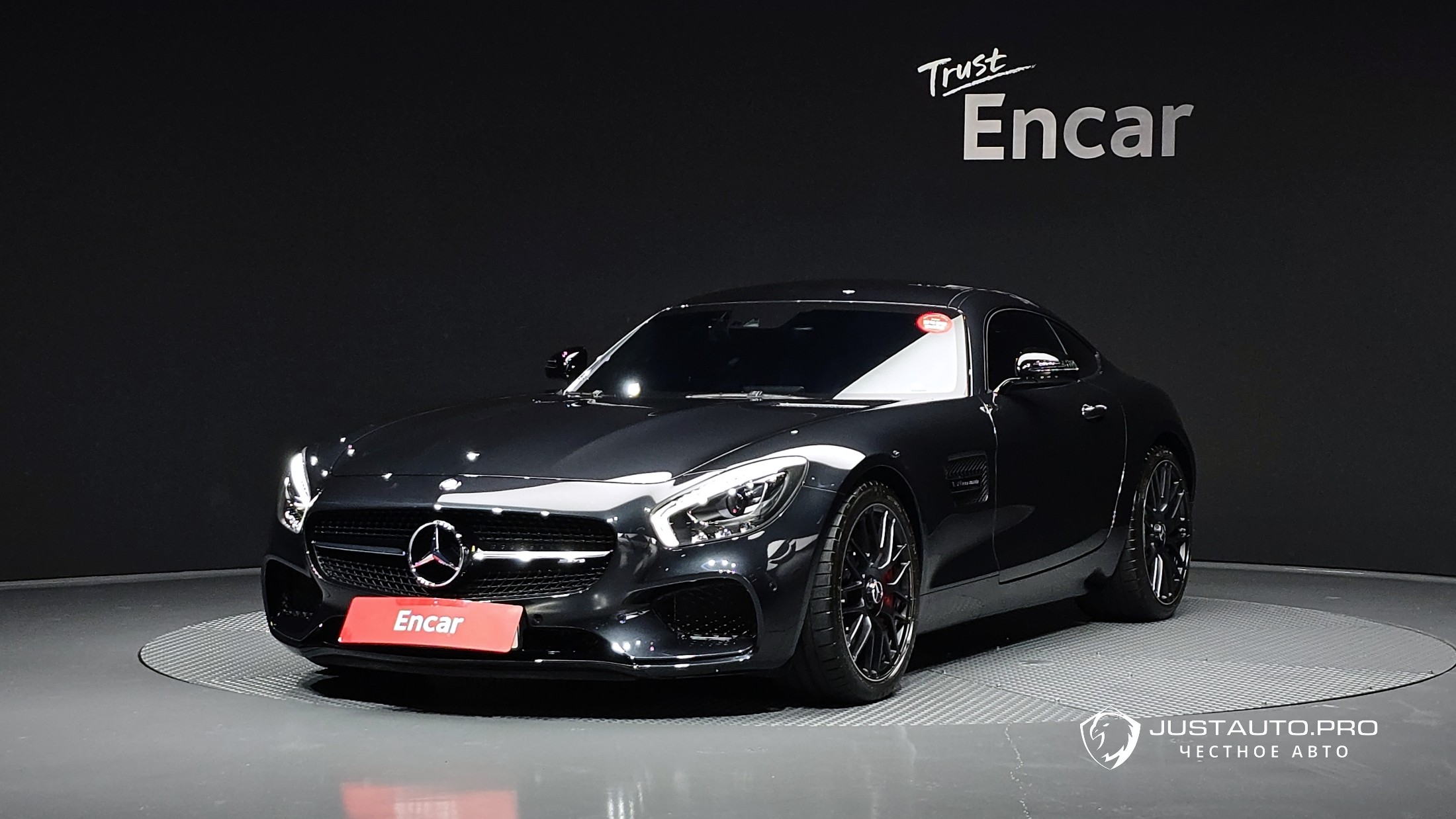 Автомобиль Mercedes-Benz AMG GT