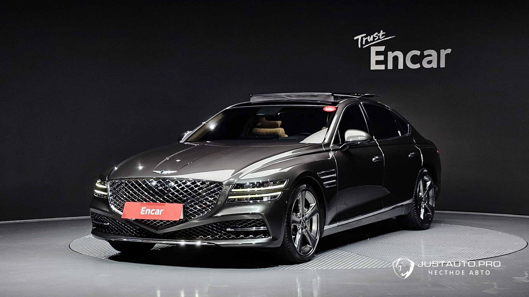 Автомобиль Genesis G80