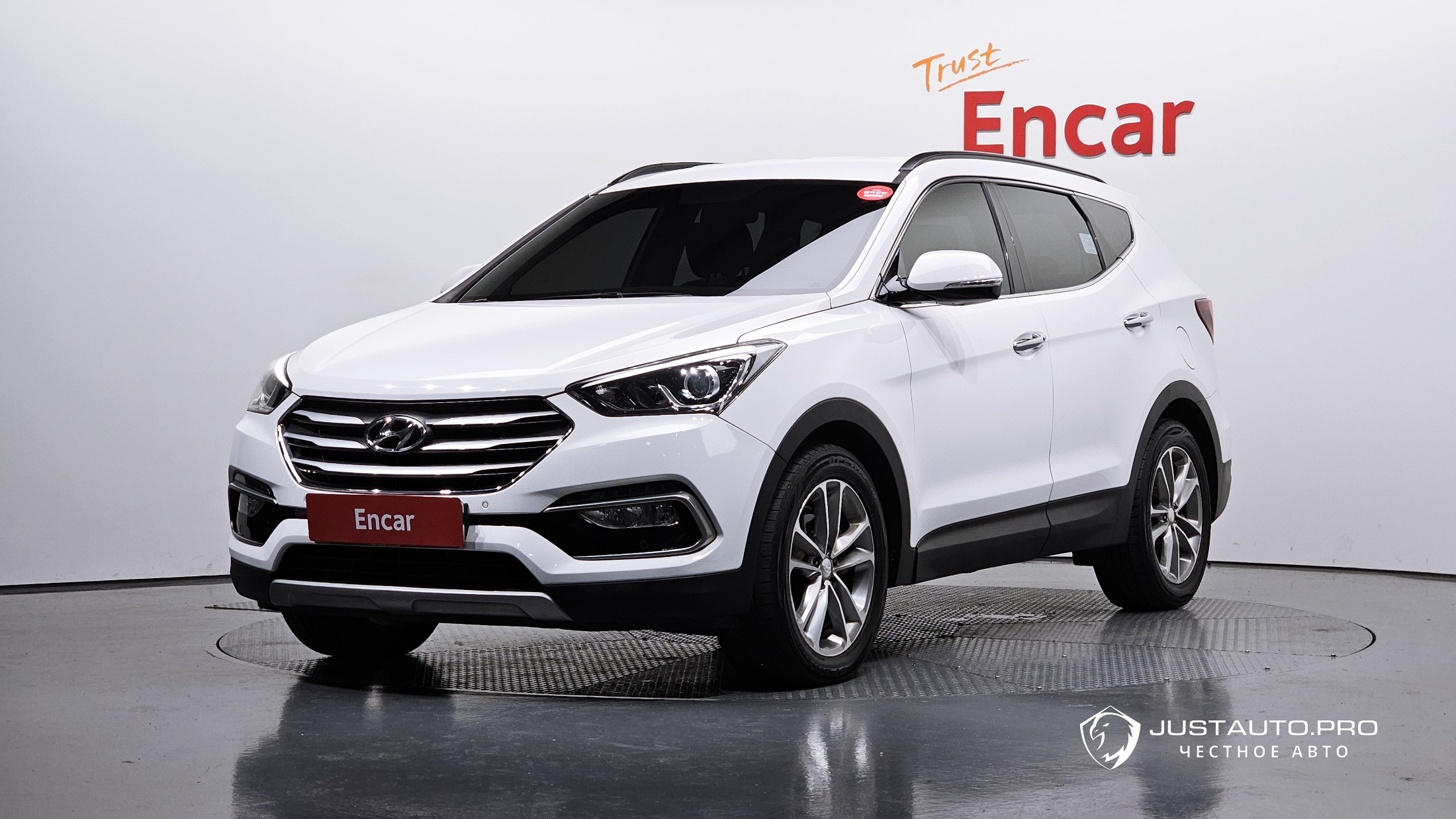 Автомобиль Hyundai Santafe