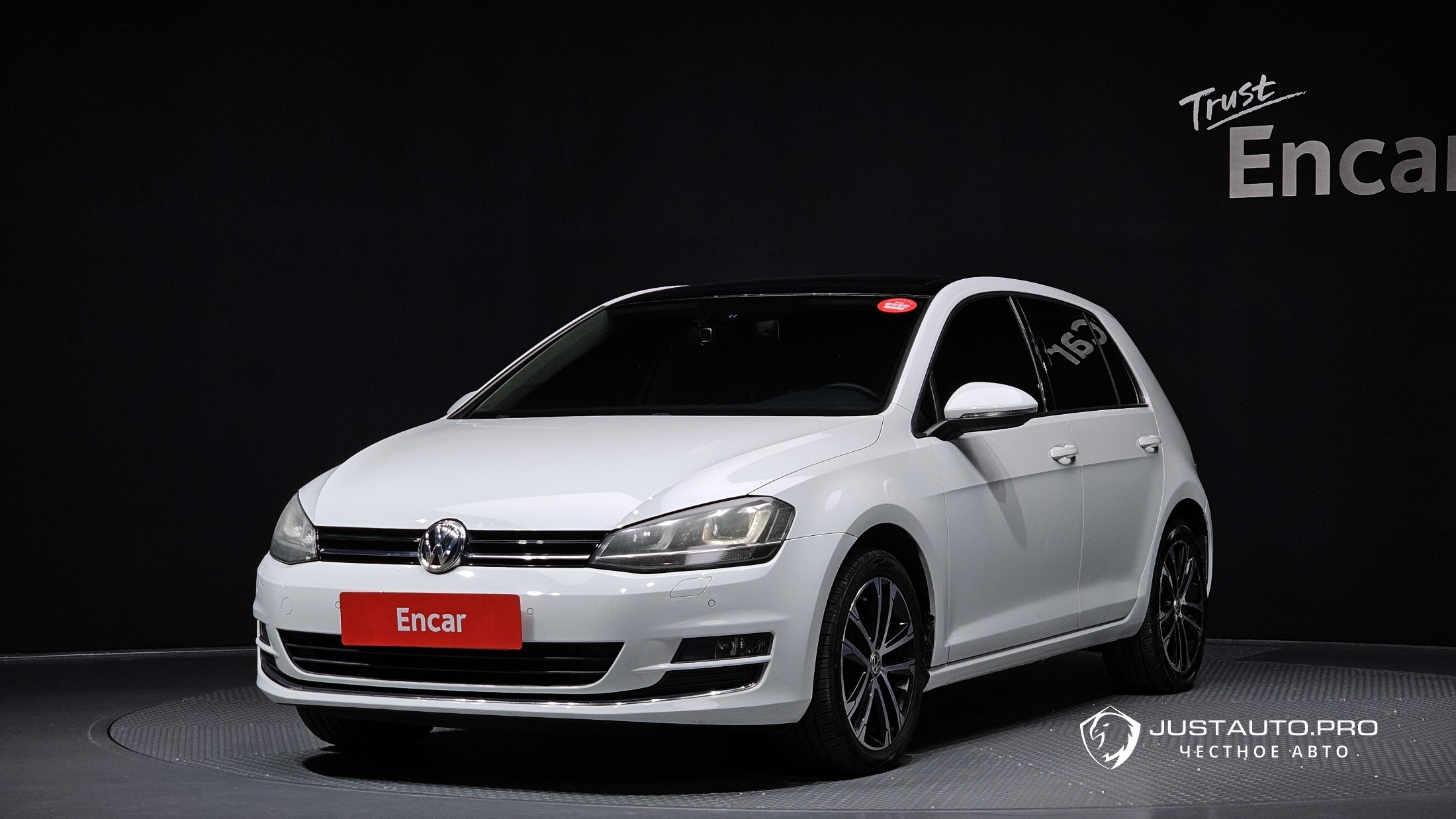 Автомобиль Volkswagen Golf