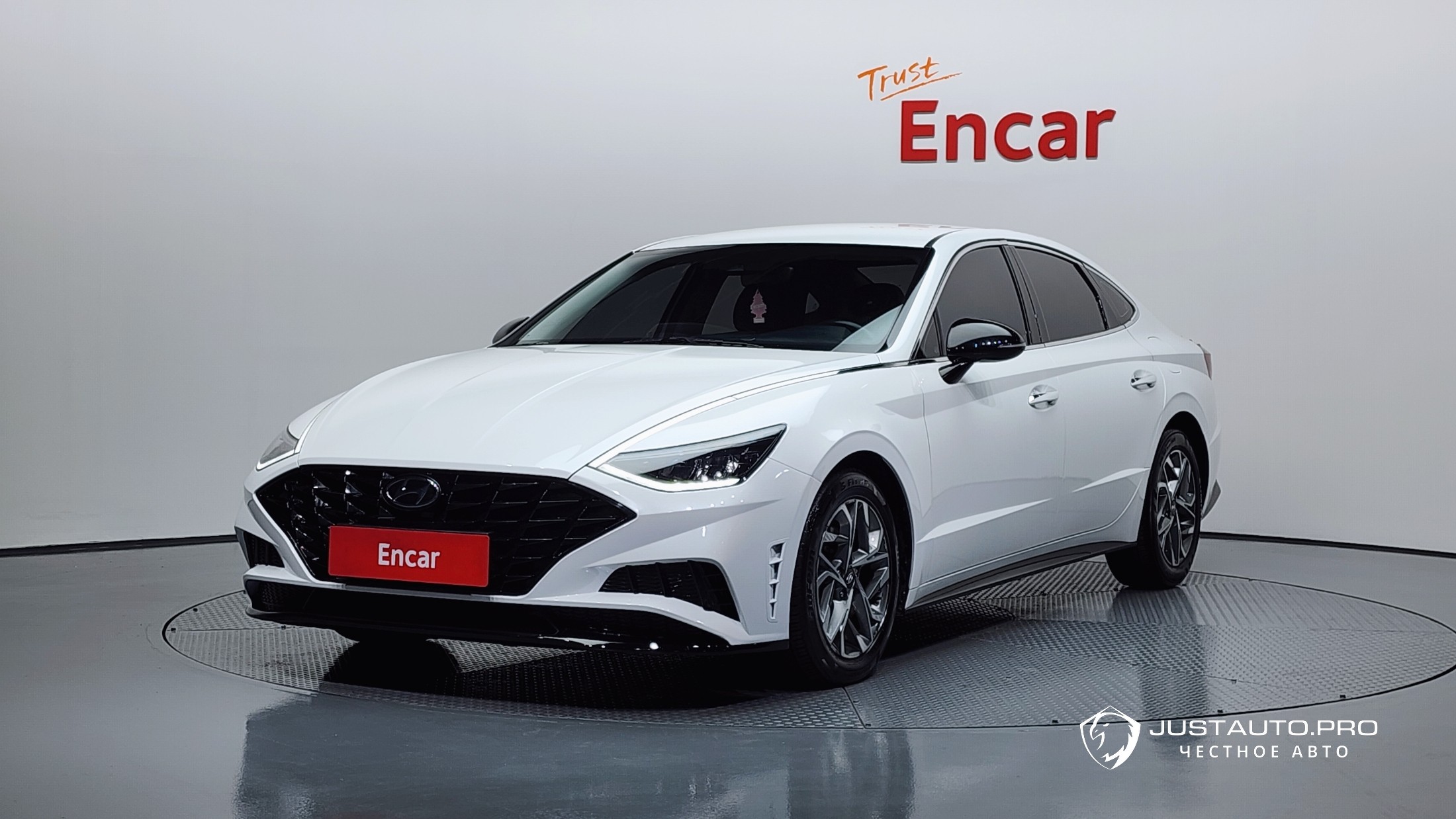 Автомобиль Hyundai Sonata