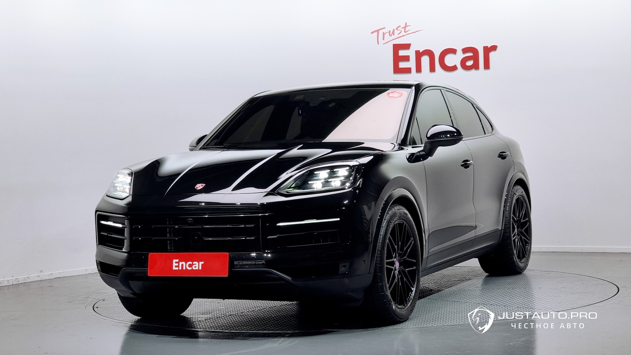 Автомобиль Porsche Cayenne