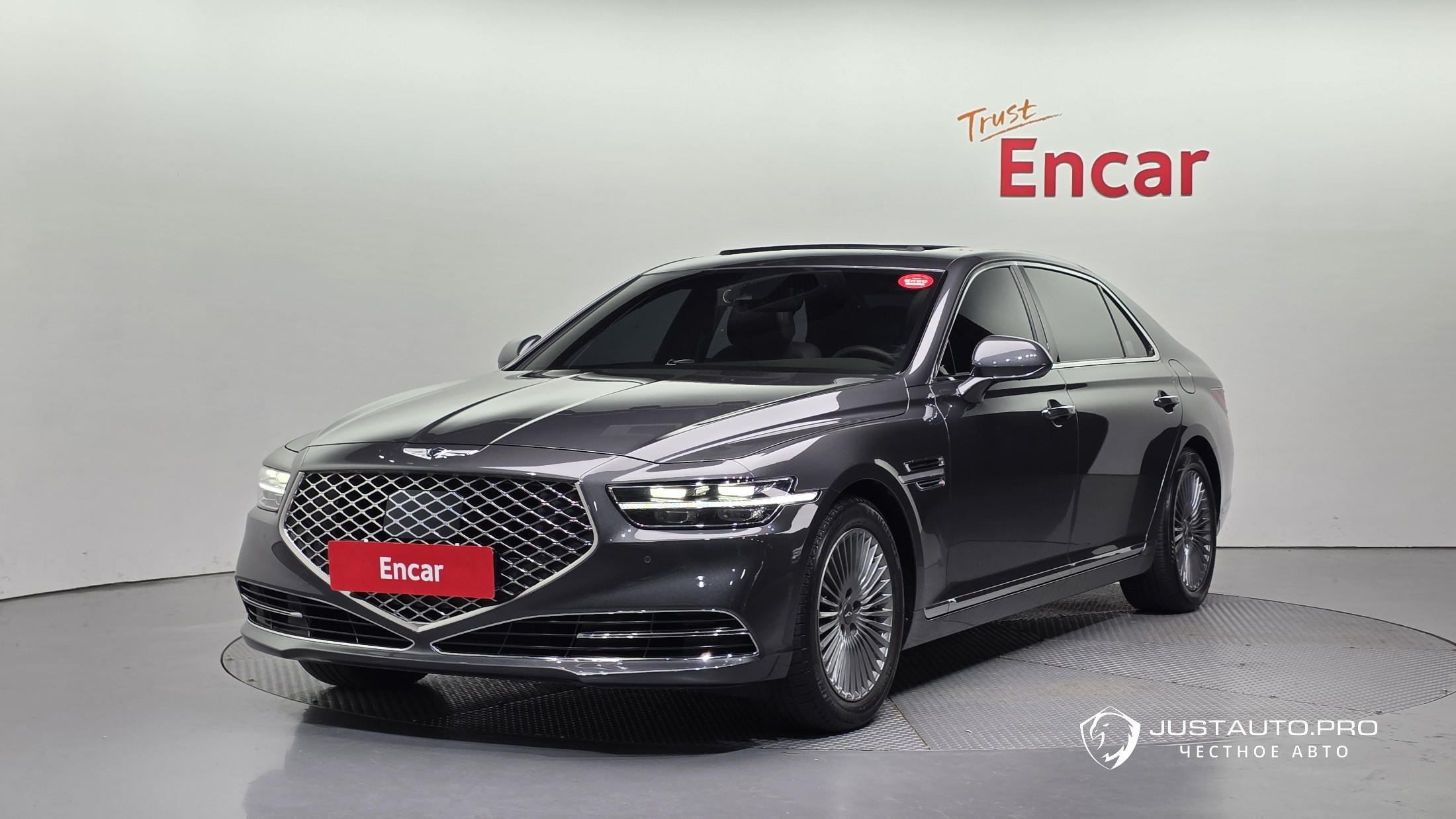 Автомобиль Genesis G90