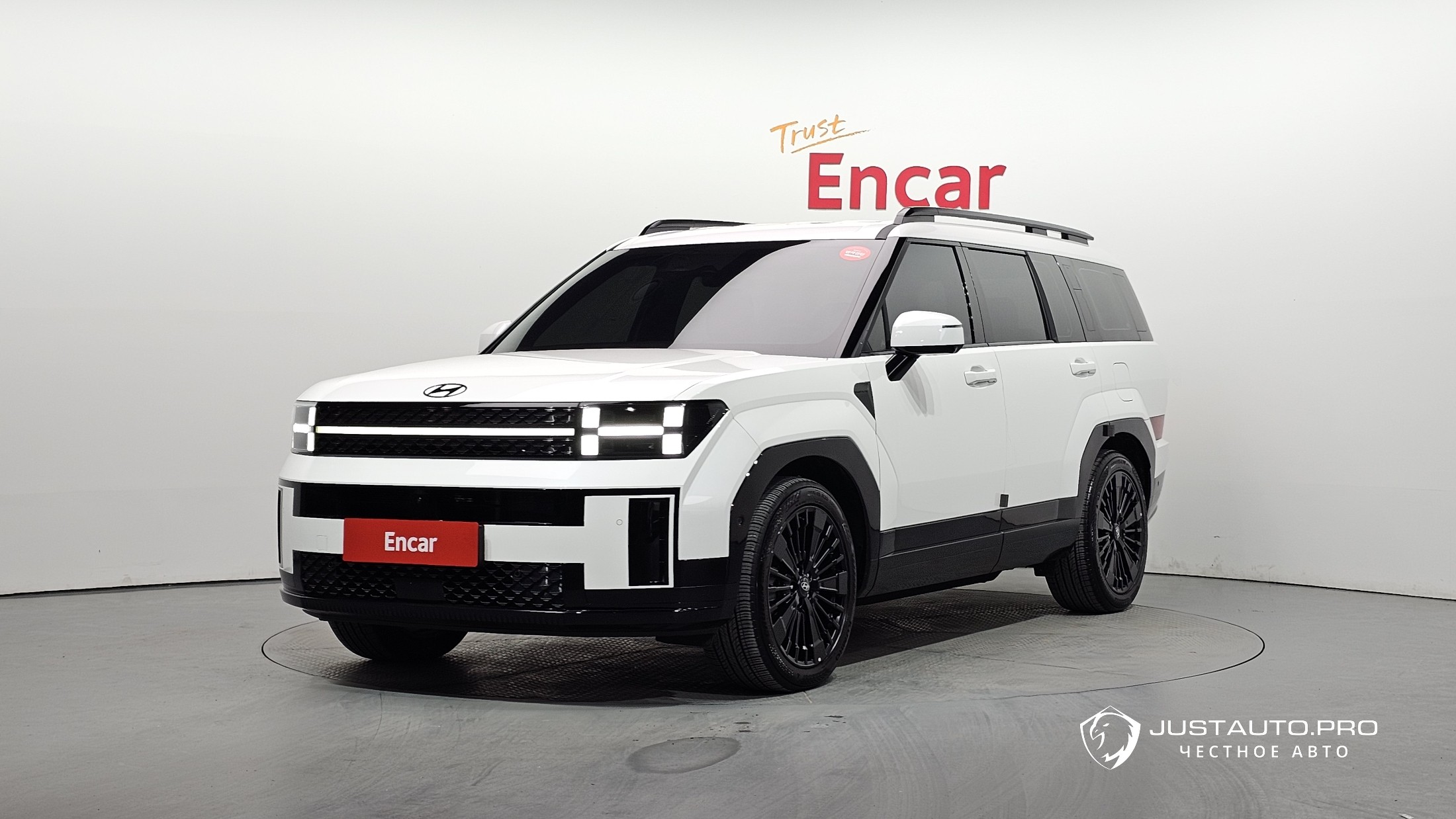 Автомобиль Hyundai Santafe