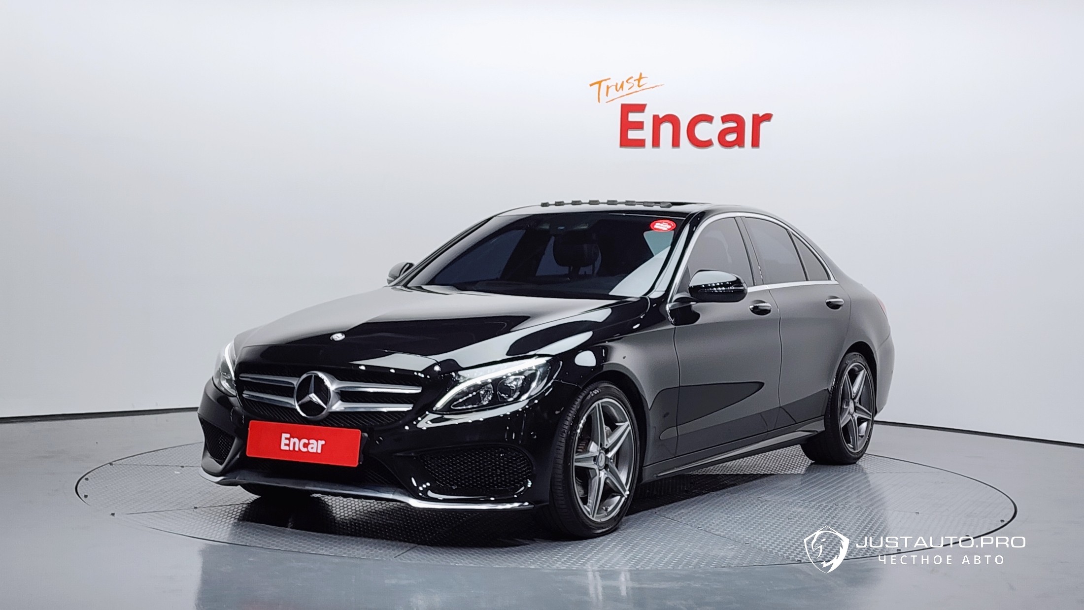Автомобиль Mercedes-Benz C-Class
