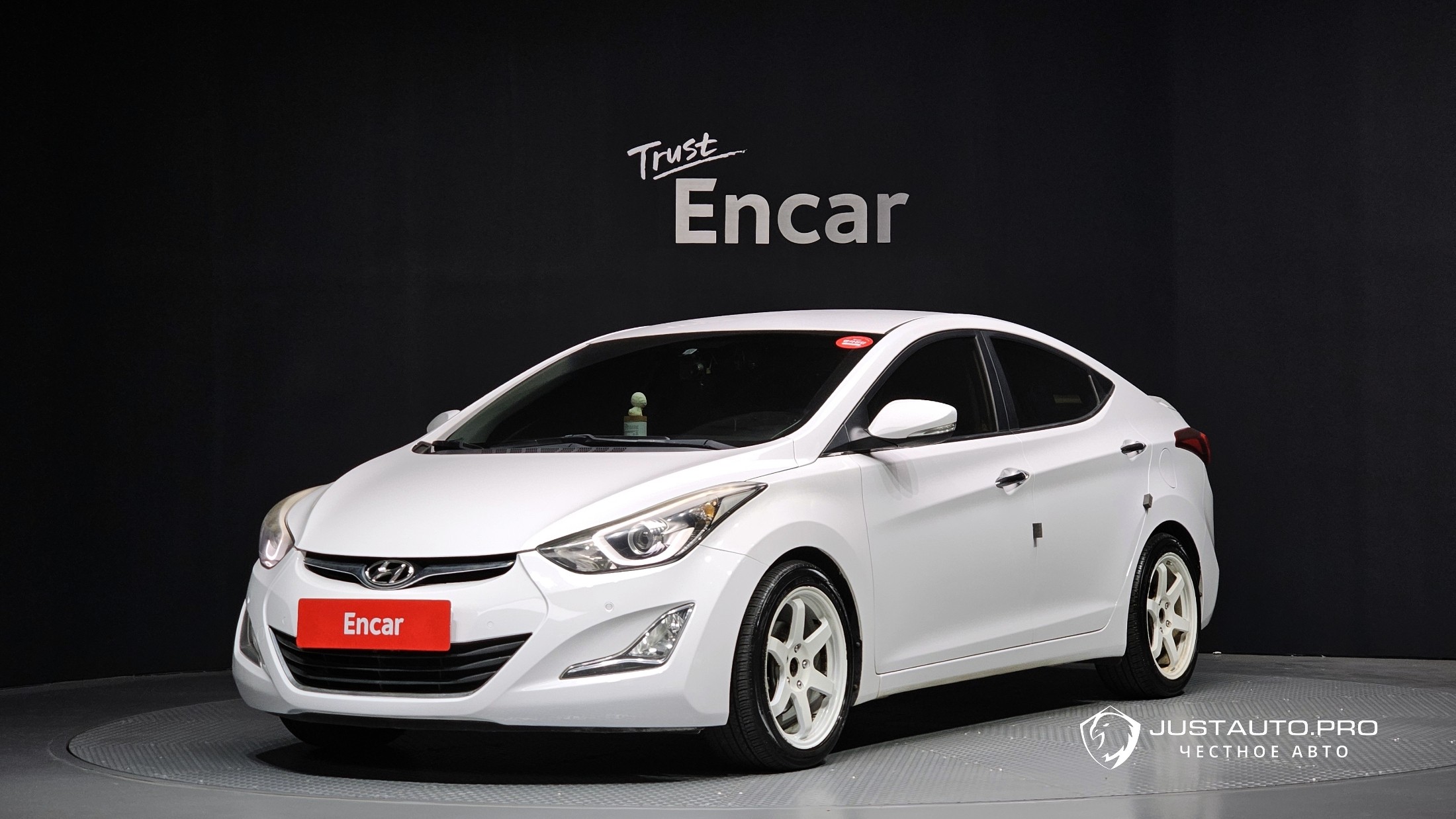 Автомобиль Hyundai AVANTE