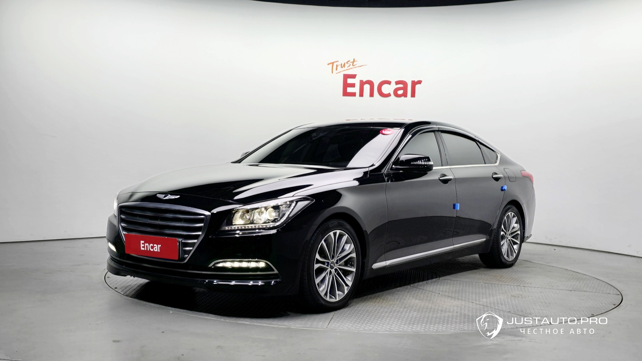 Автомобиль Hyundai Genesis