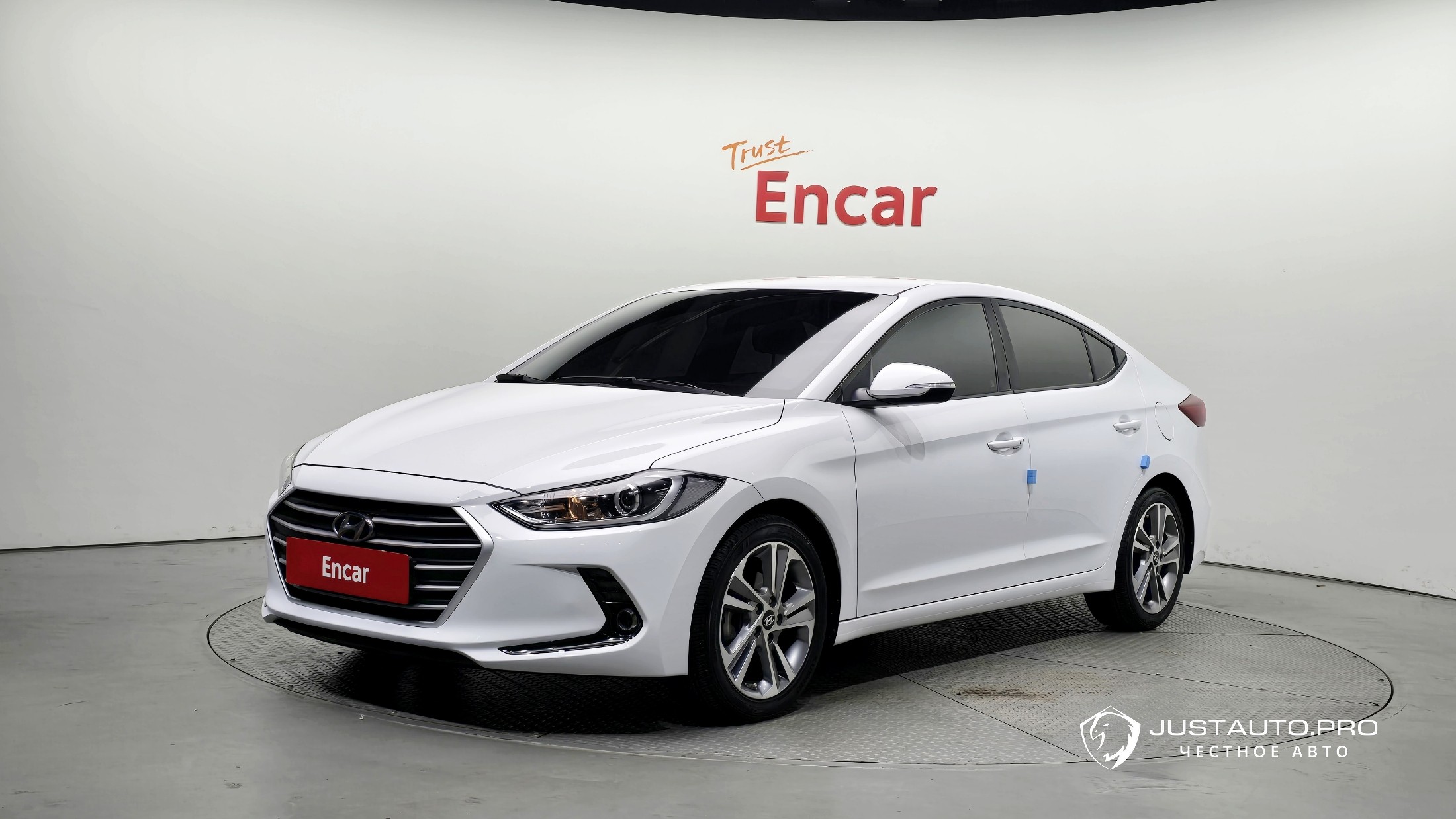 Автомобиль Hyundai AVANTE