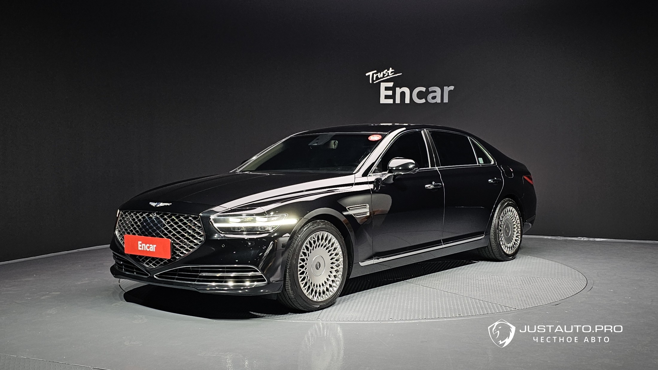 Автомобиль Genesis G90