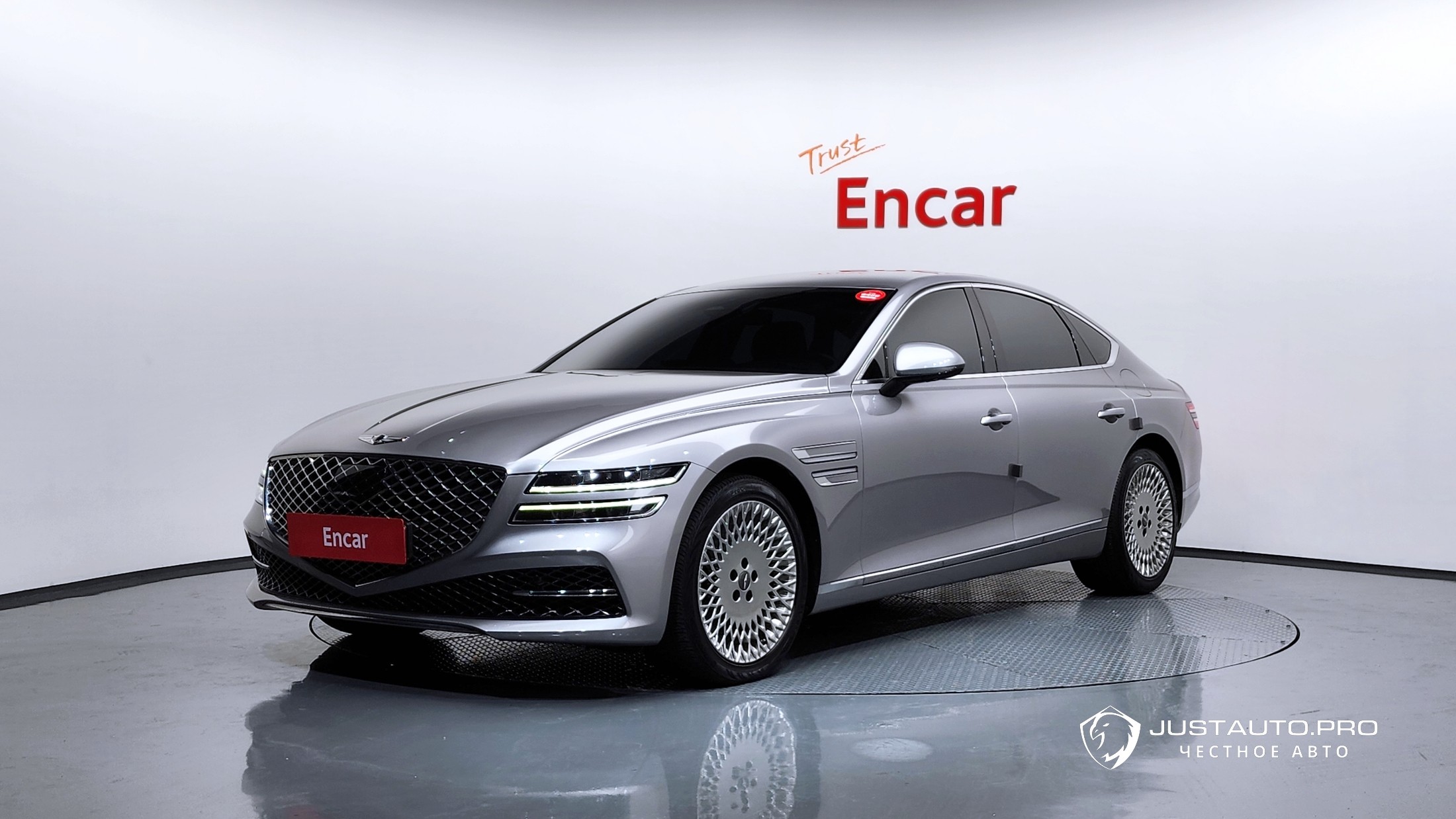 Автомобиль Genesis G80