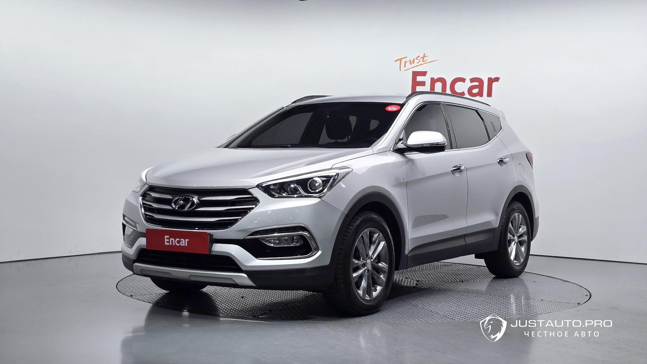 Автомобиль Hyundai Santafe