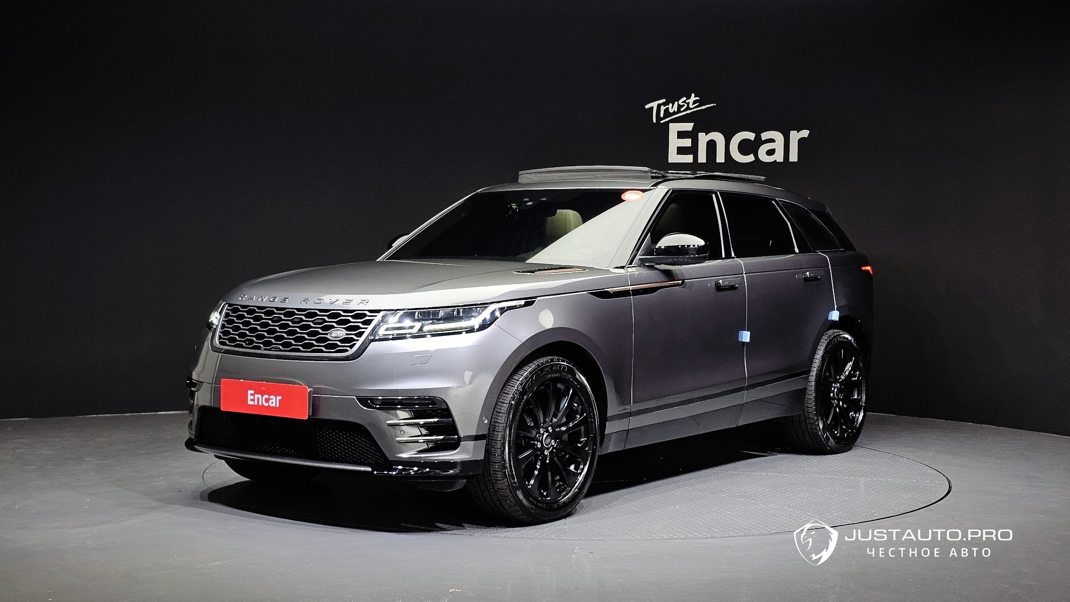 Автомобиль Land Rover Range Rover Velar