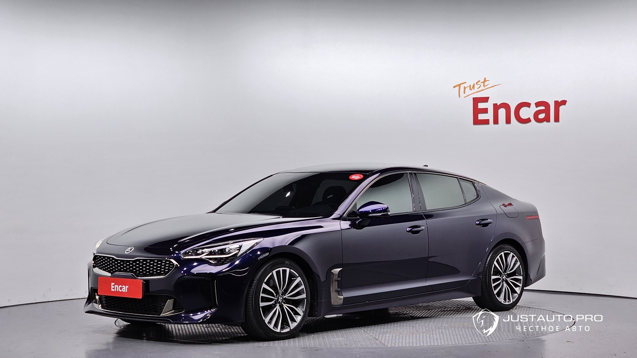 Автомобиль Kia Stinger