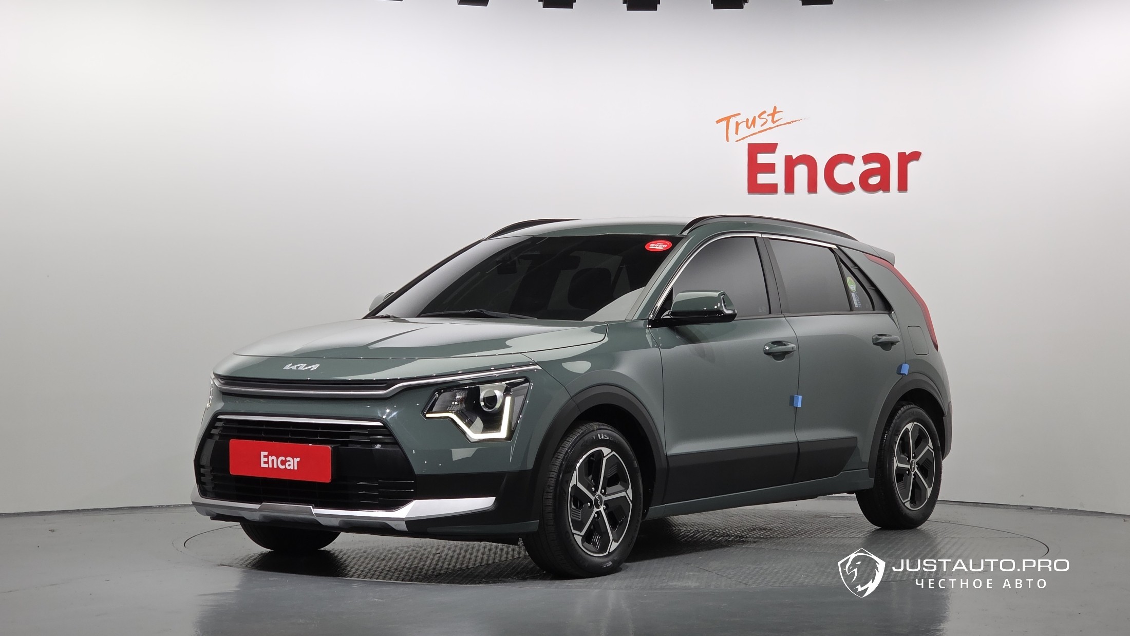 Автомобиль Kia Niro