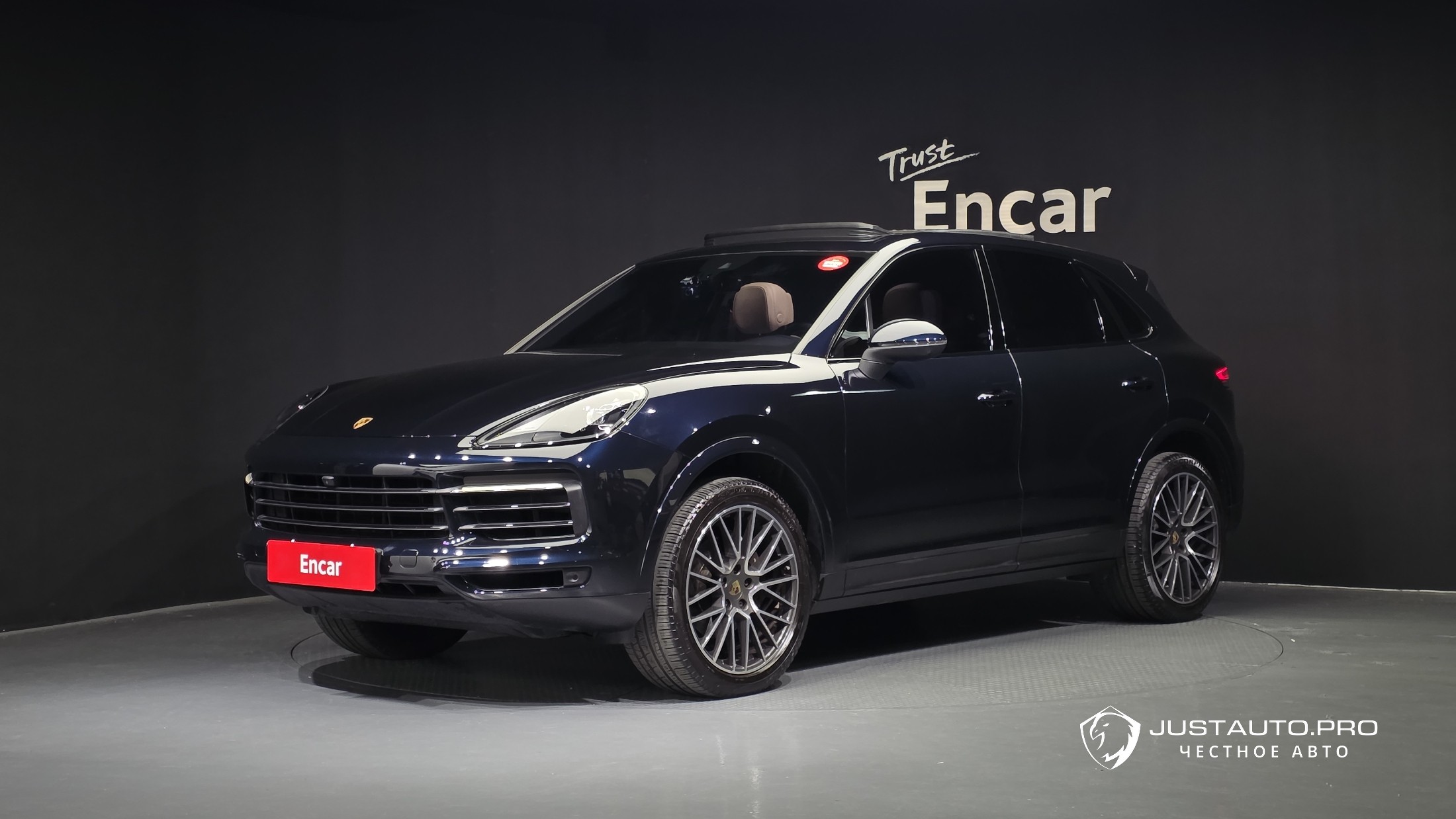 Автомобиль Porsche Cayenne
