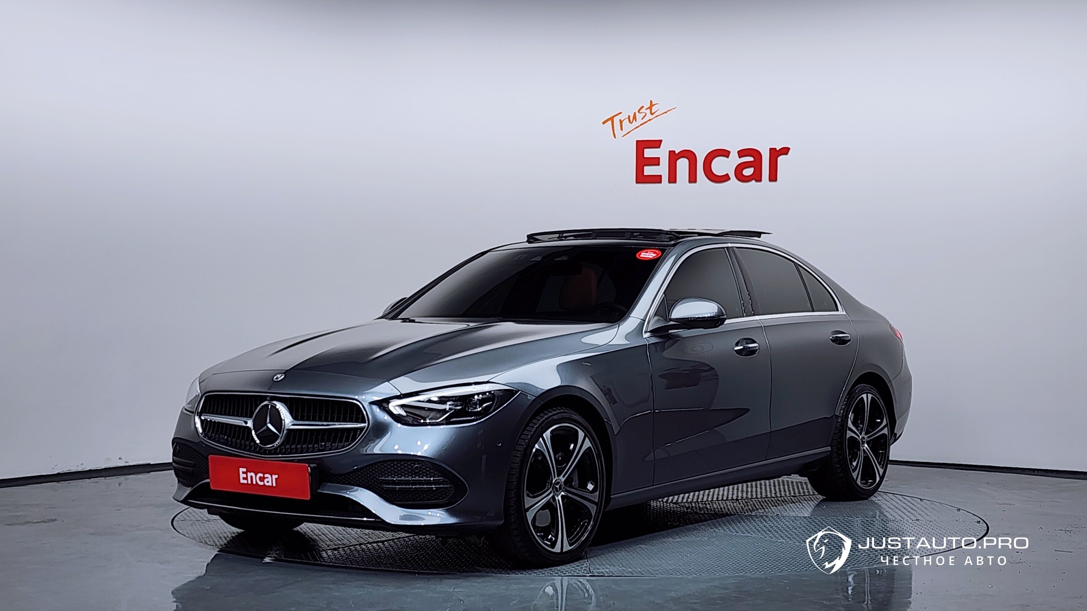 Автомобиль Mercedes-Benz C-Class