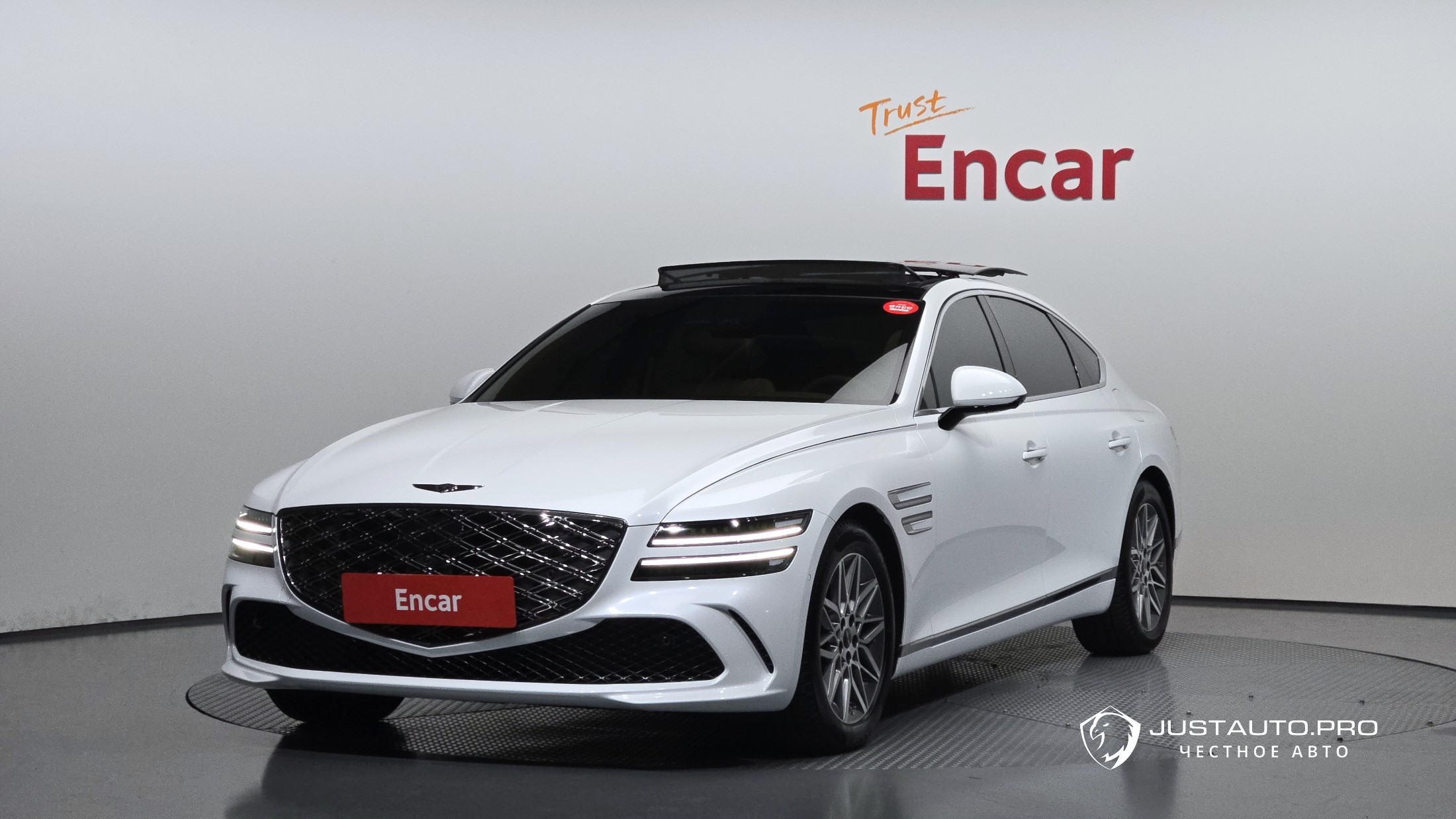 Автомобиль Genesis G80