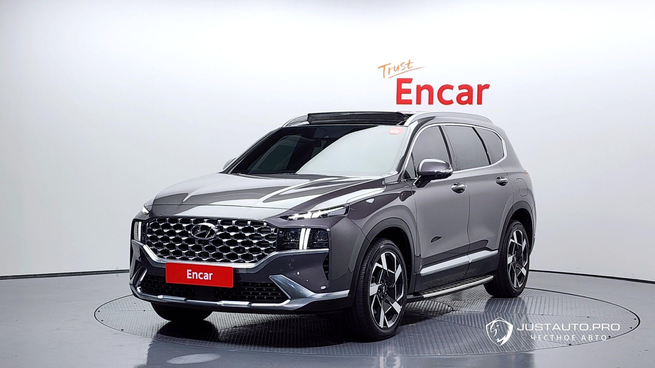 Автомобиль Hyundai Santafe