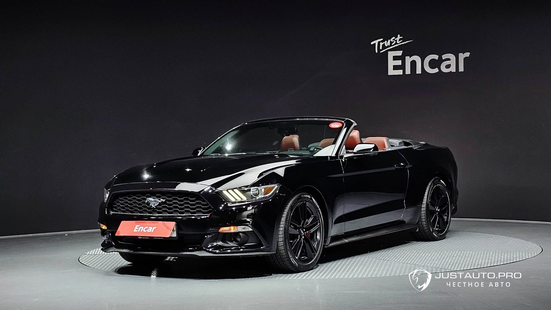 Автомобиль Ford Mustang