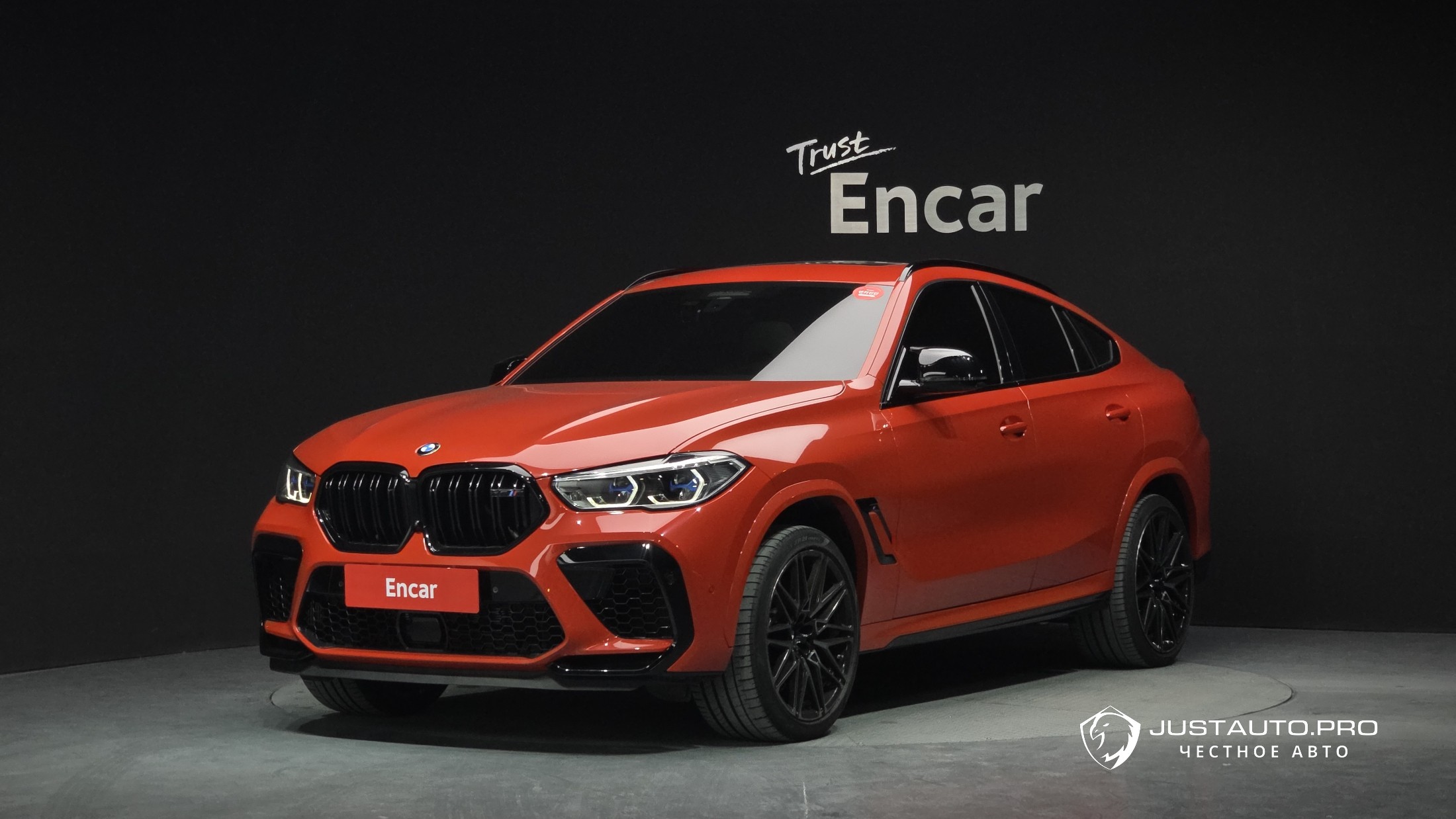 Автомобиль BMW X6M