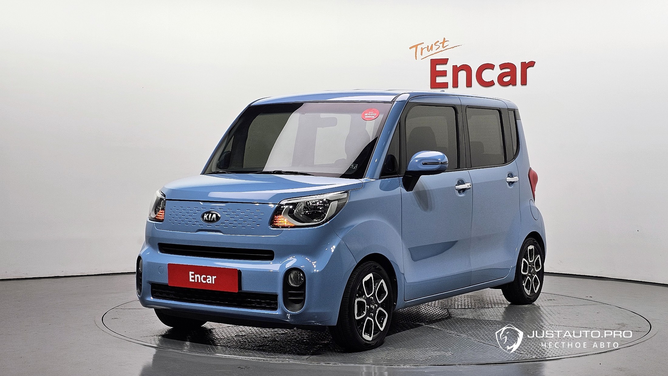 Автомобиль Kia RAY