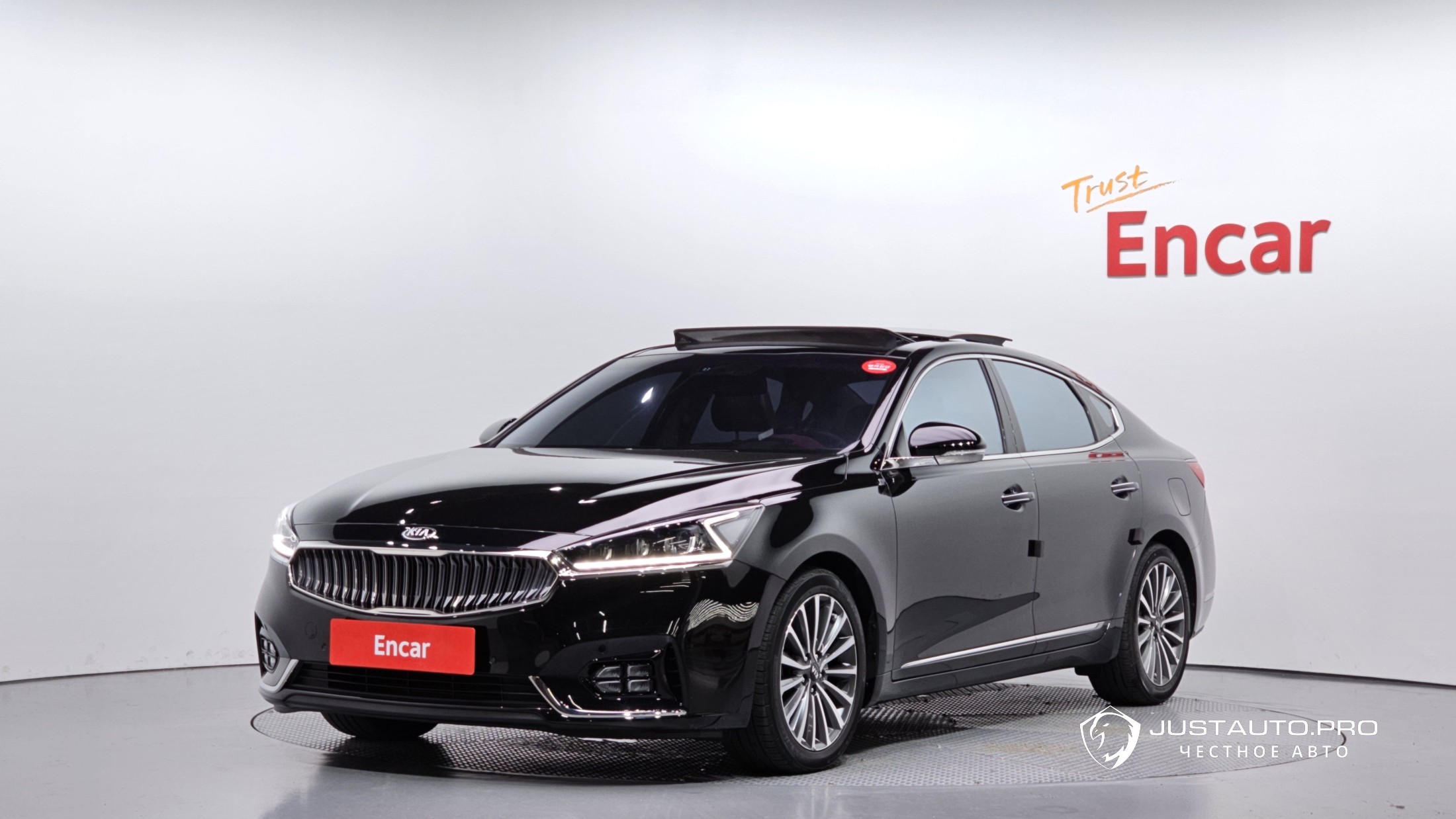 Автомобиль Kia K7