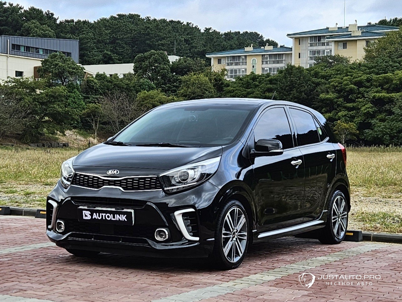 Автомобиль Kia morning