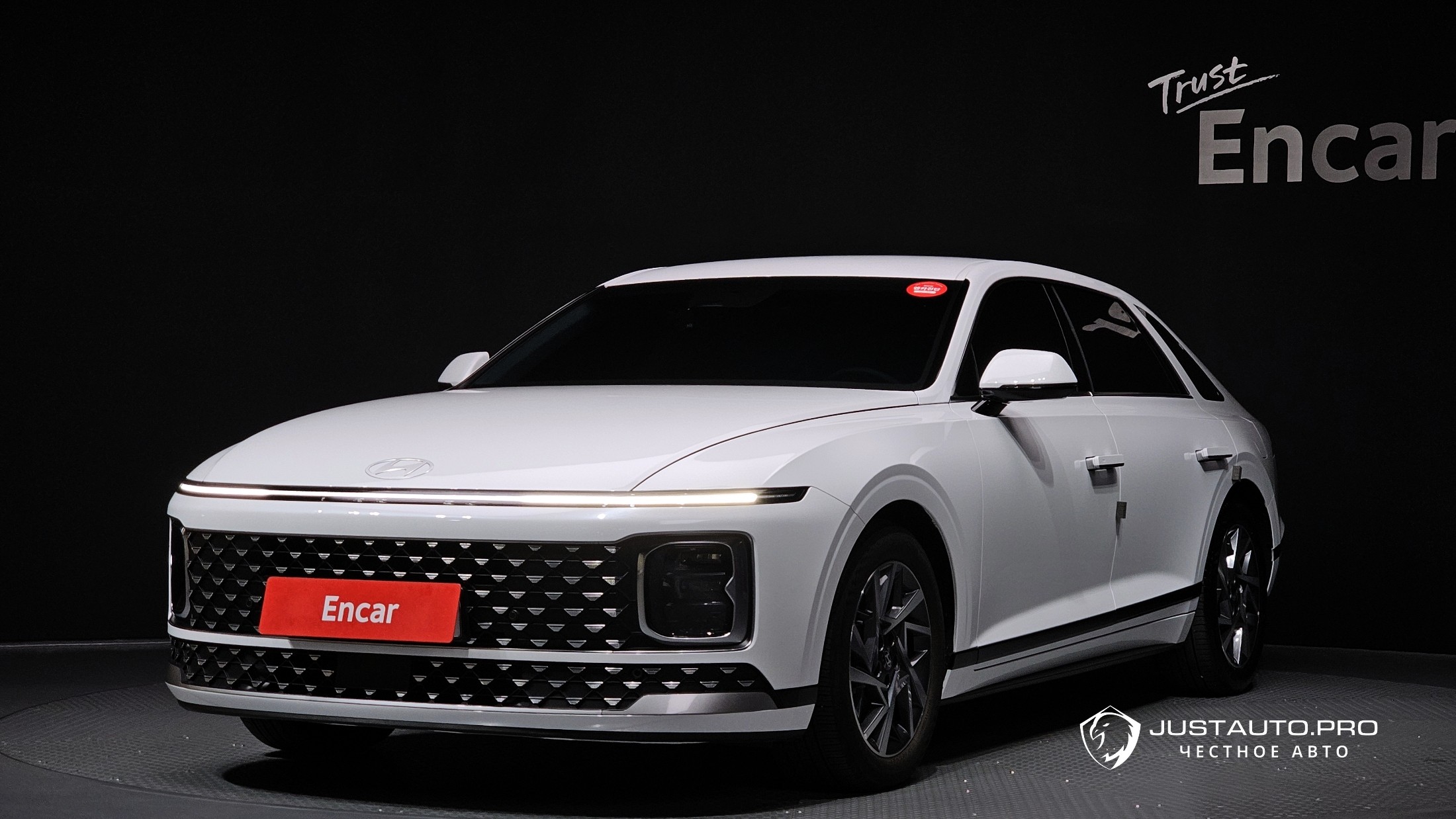 Автомобиль Hyundai Grandeur