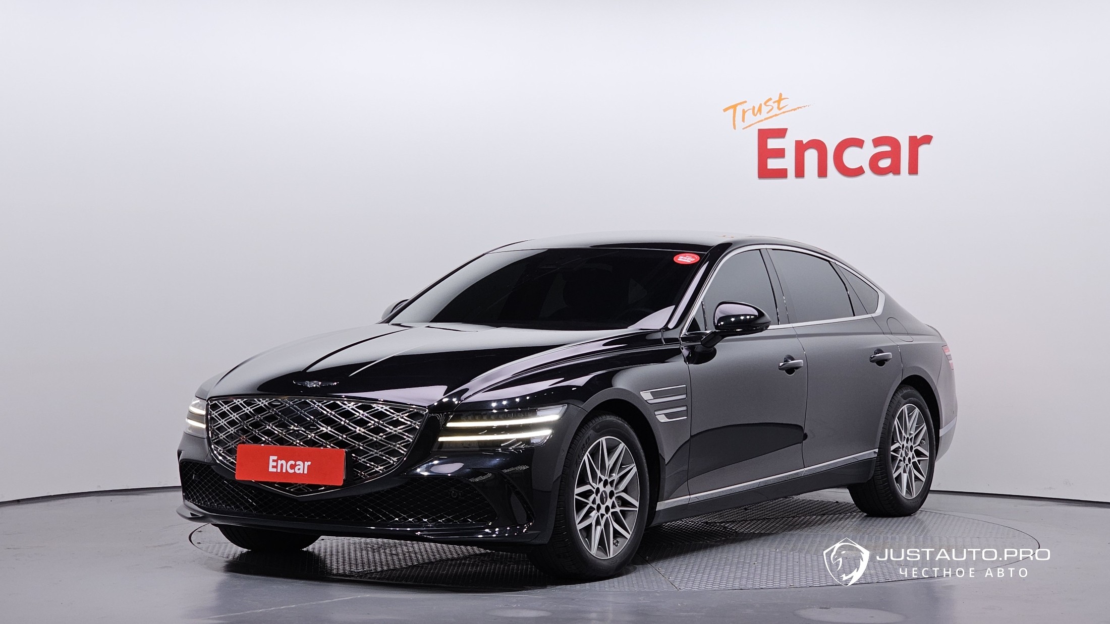 Автомобиль Genesis G80