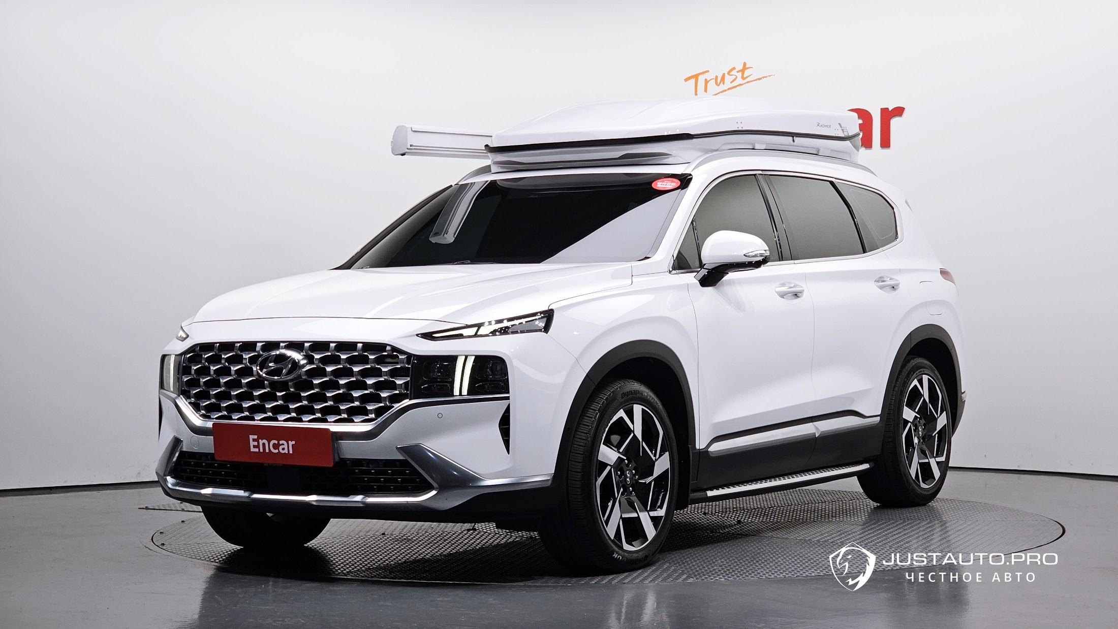 Автомобиль Hyundai Santafe