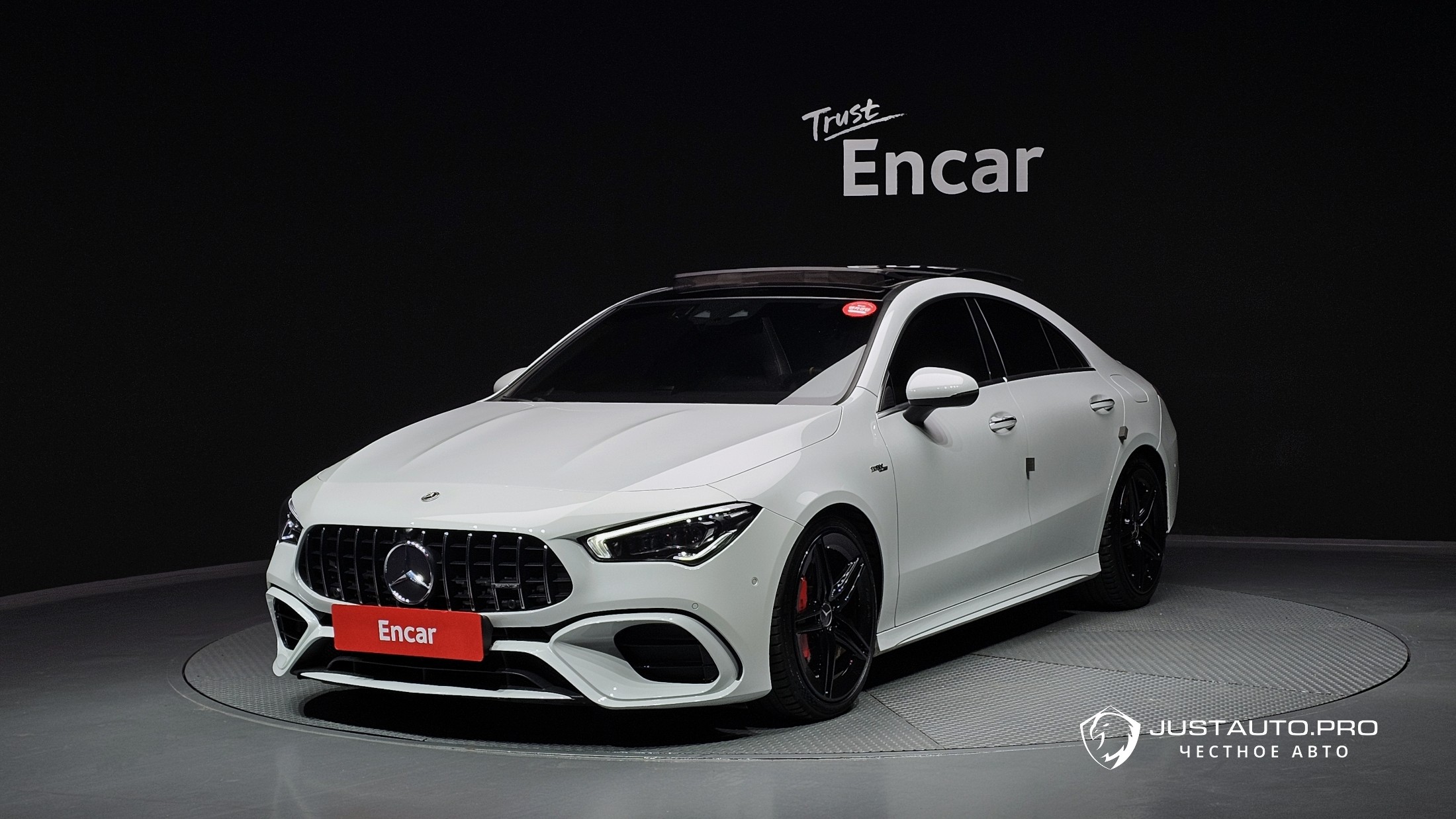 Автомобиль Mercedes-Benz CLA-Class