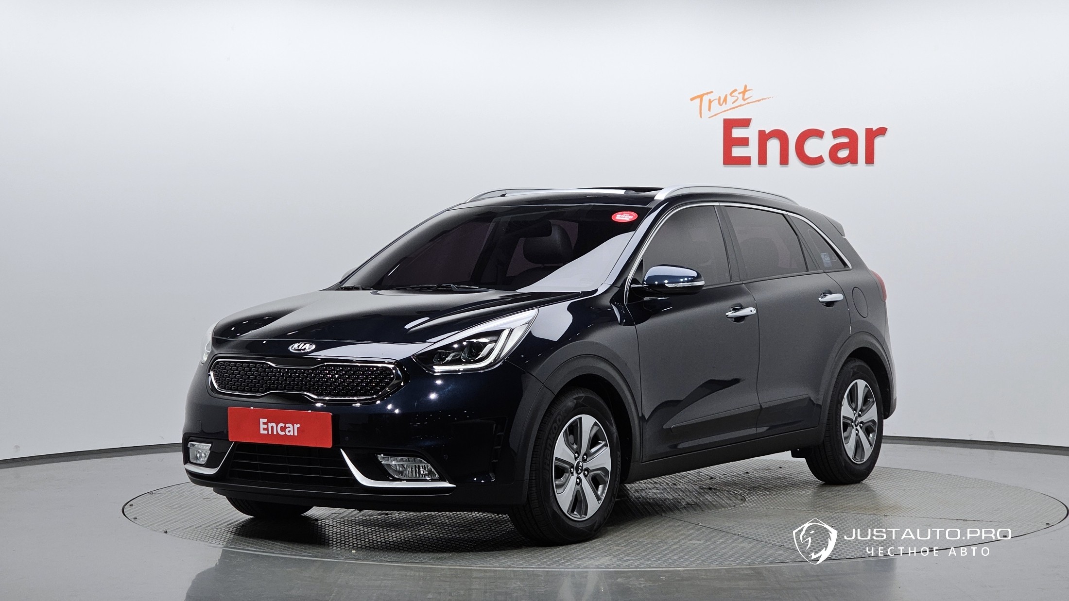 Автомобиль Kia Niro