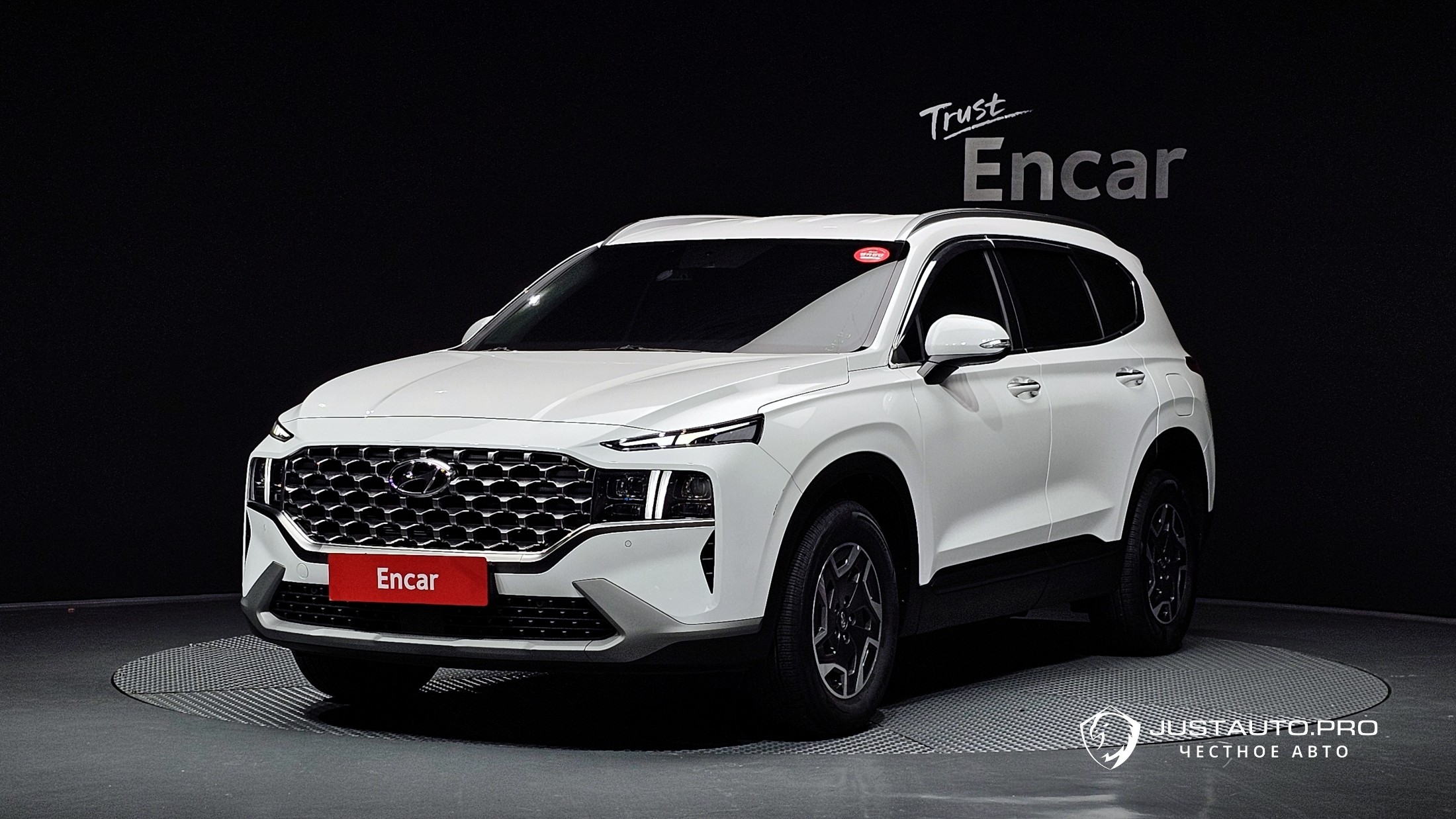 Автомобиль Hyundai Santafe