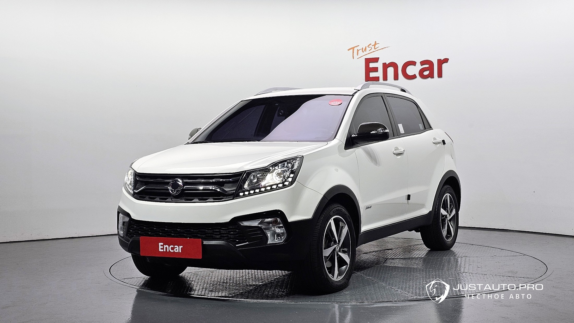 Автомобиль KG_Mobility_Ssangyong KORANDO