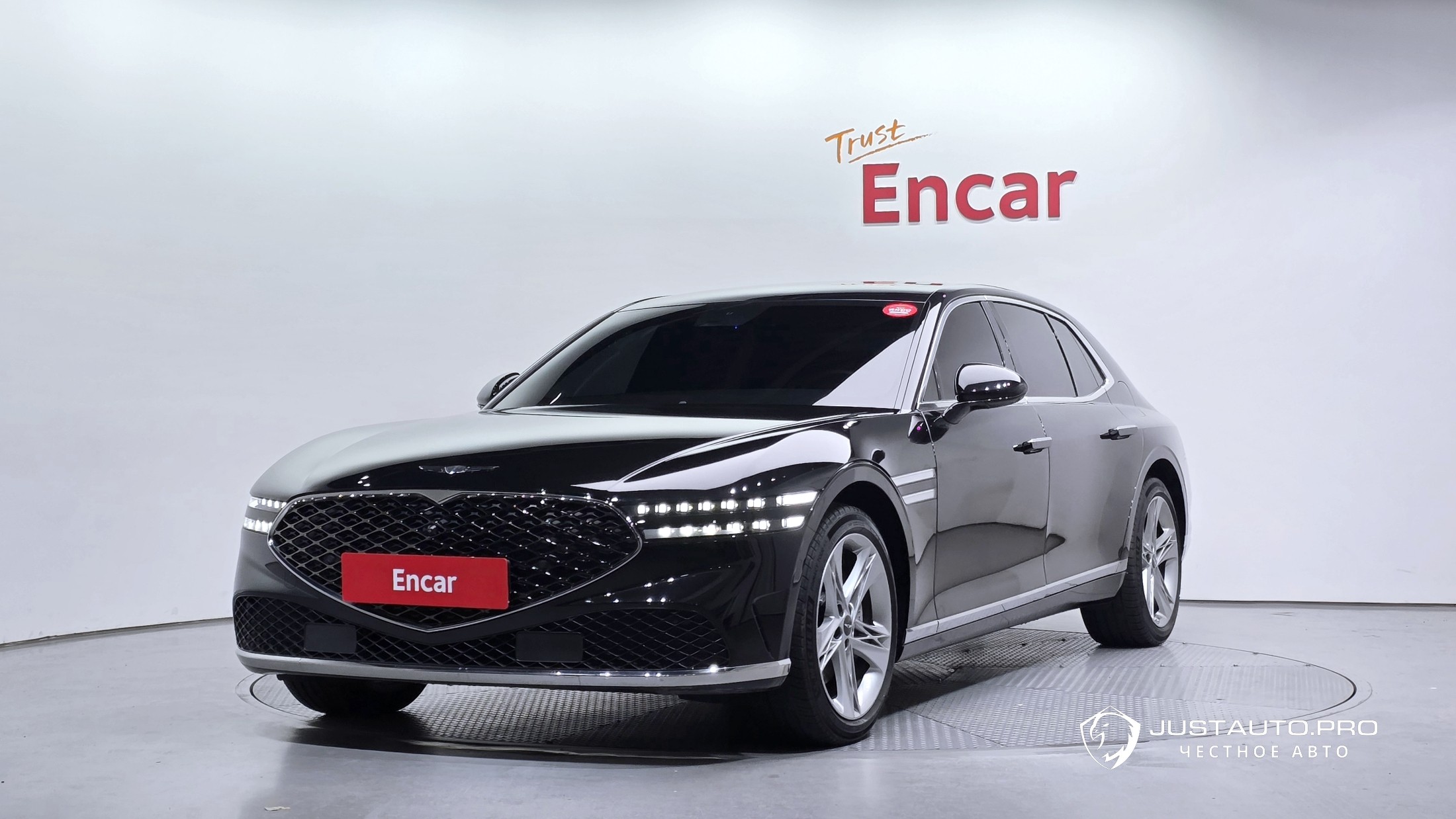 Автомобиль Genesis G90