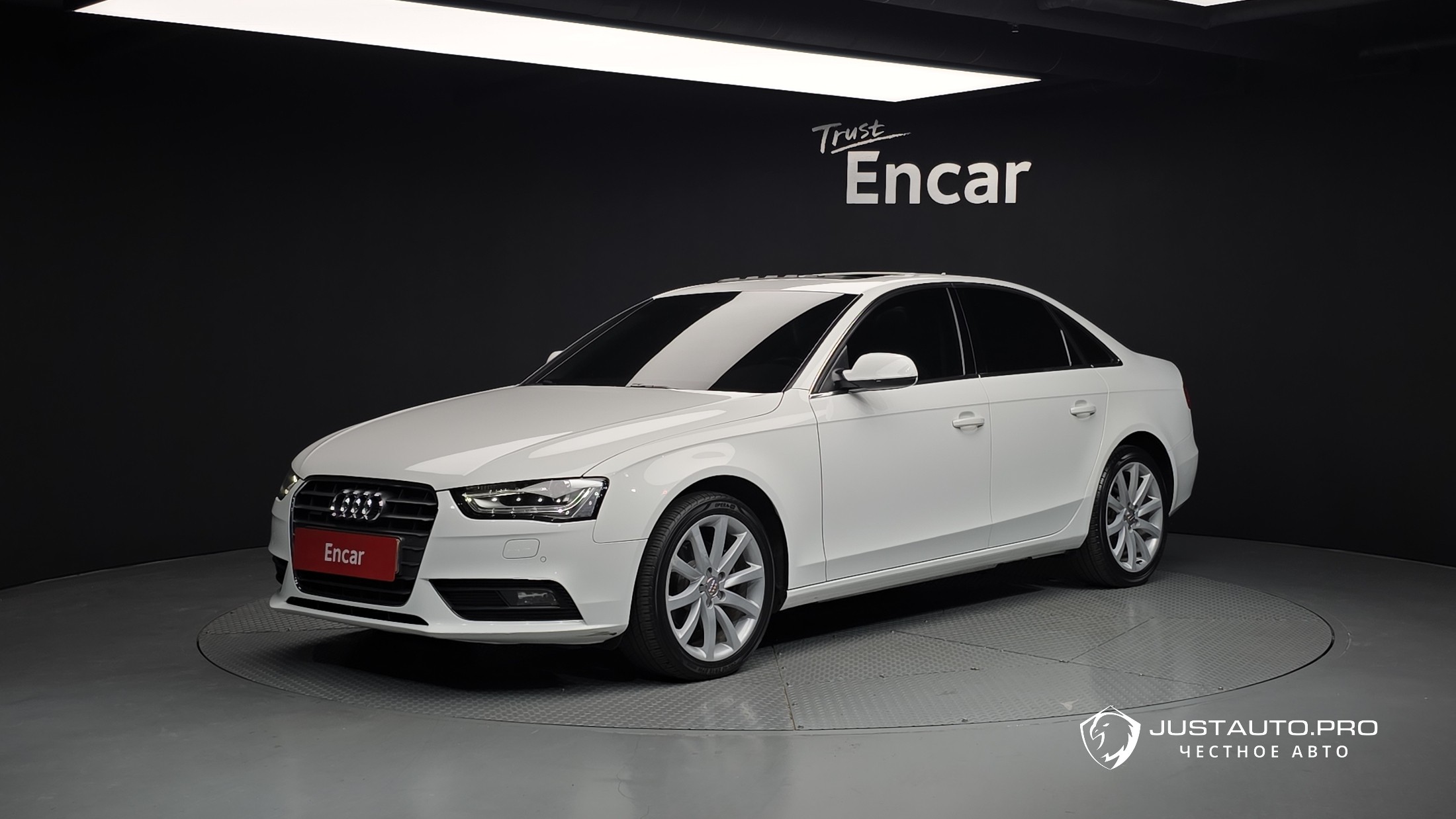Автомобиль Audi A4