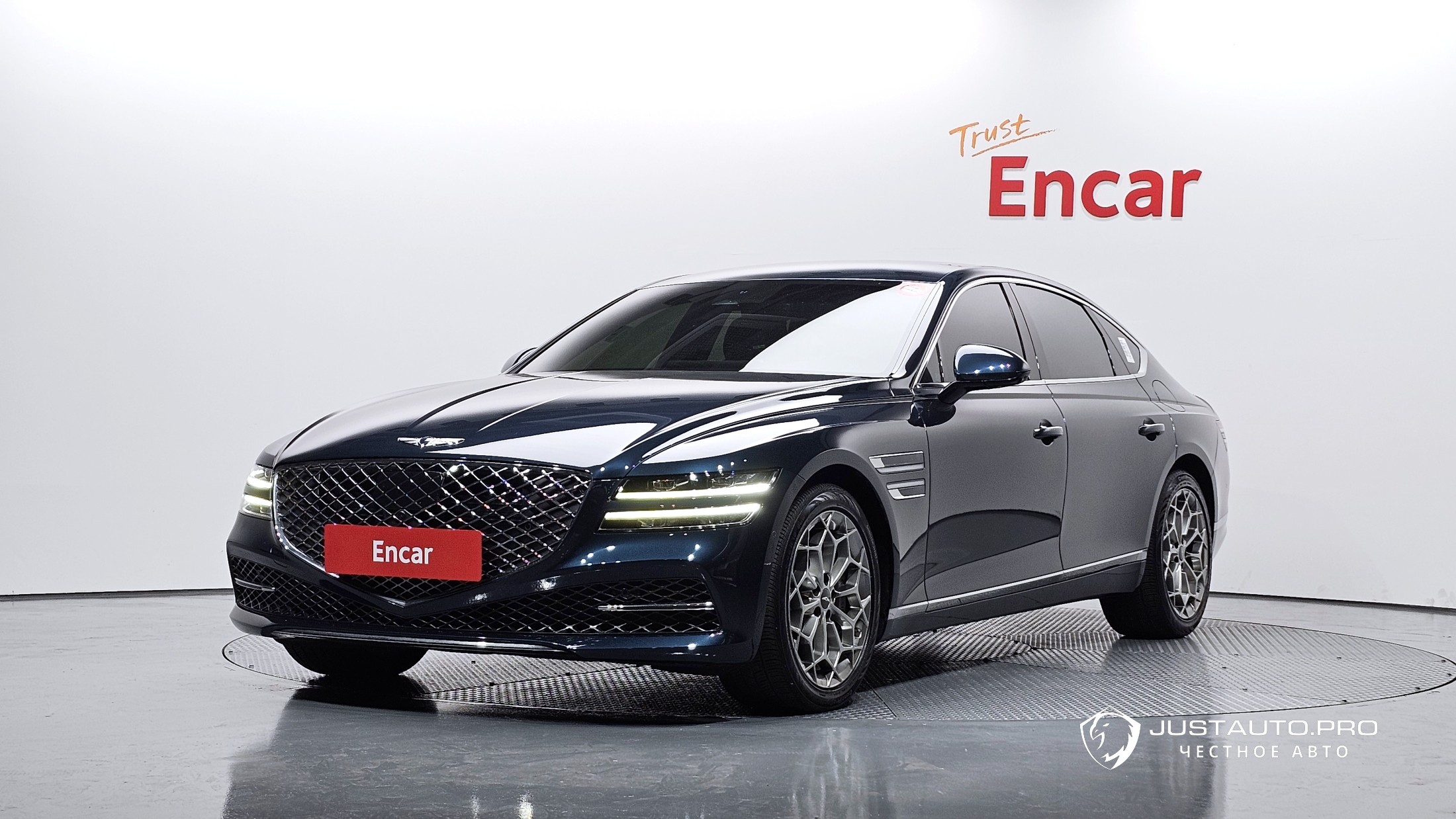 Автомобиль Genesis G80