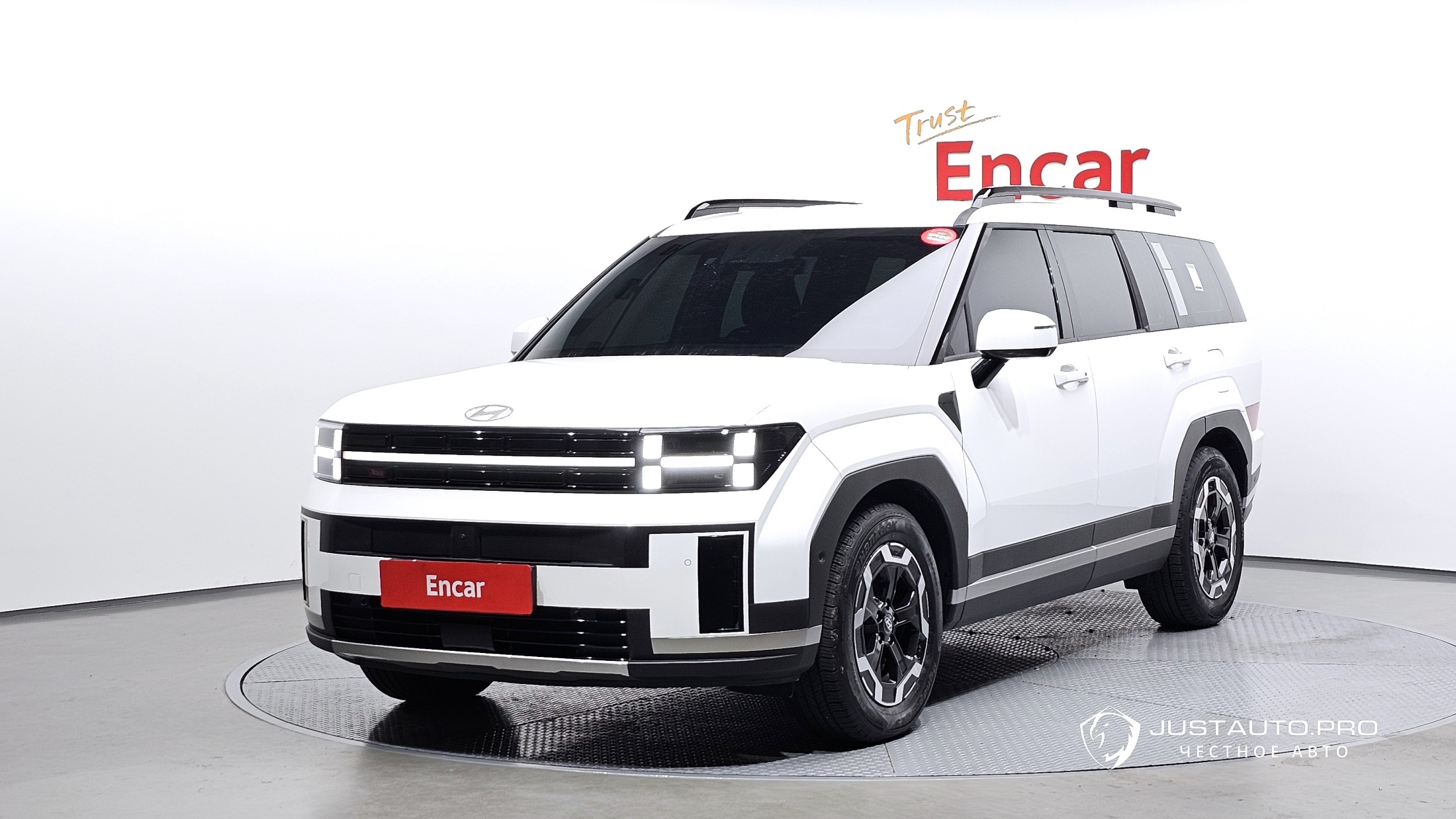 Автомобиль Hyundai Santafe