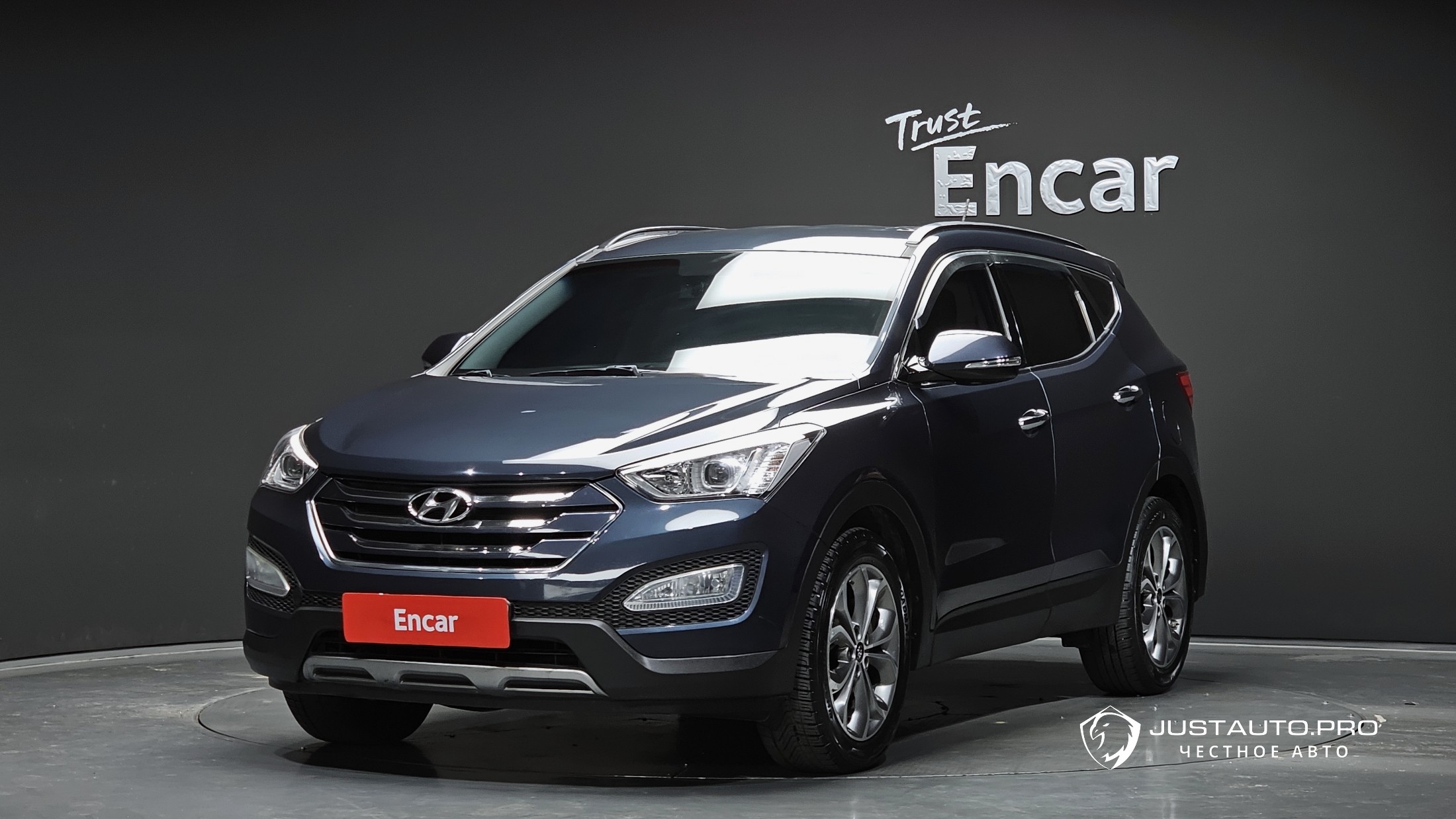 Автомобиль Hyundai Santafe